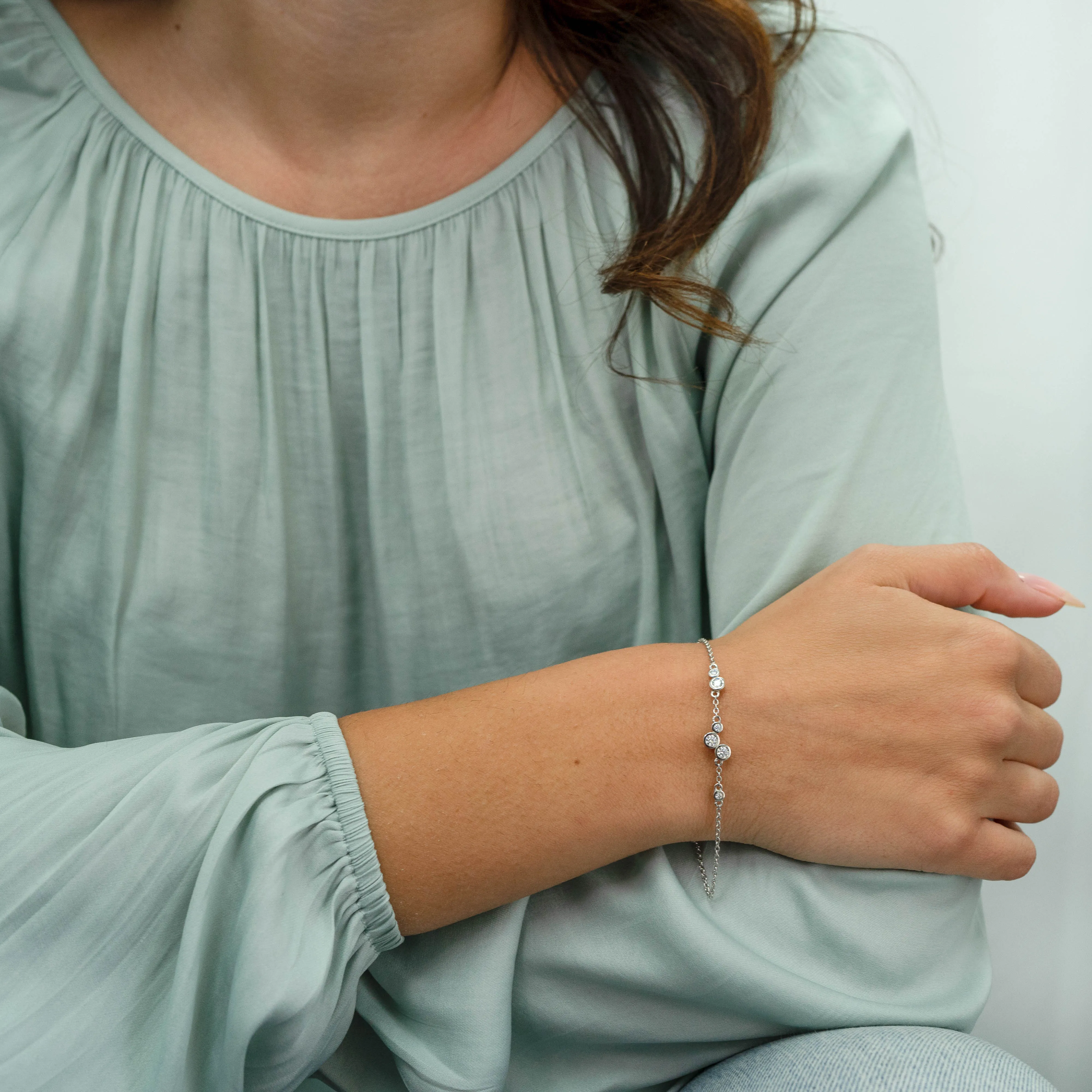 0.51 CTS DEW Moissanite Bezel Bracelet