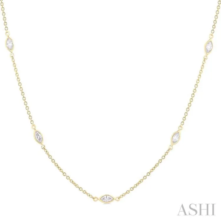 1 1/2 ctw Marquise Cut Diamond Fashion Necklace in 14K Yellow Gold