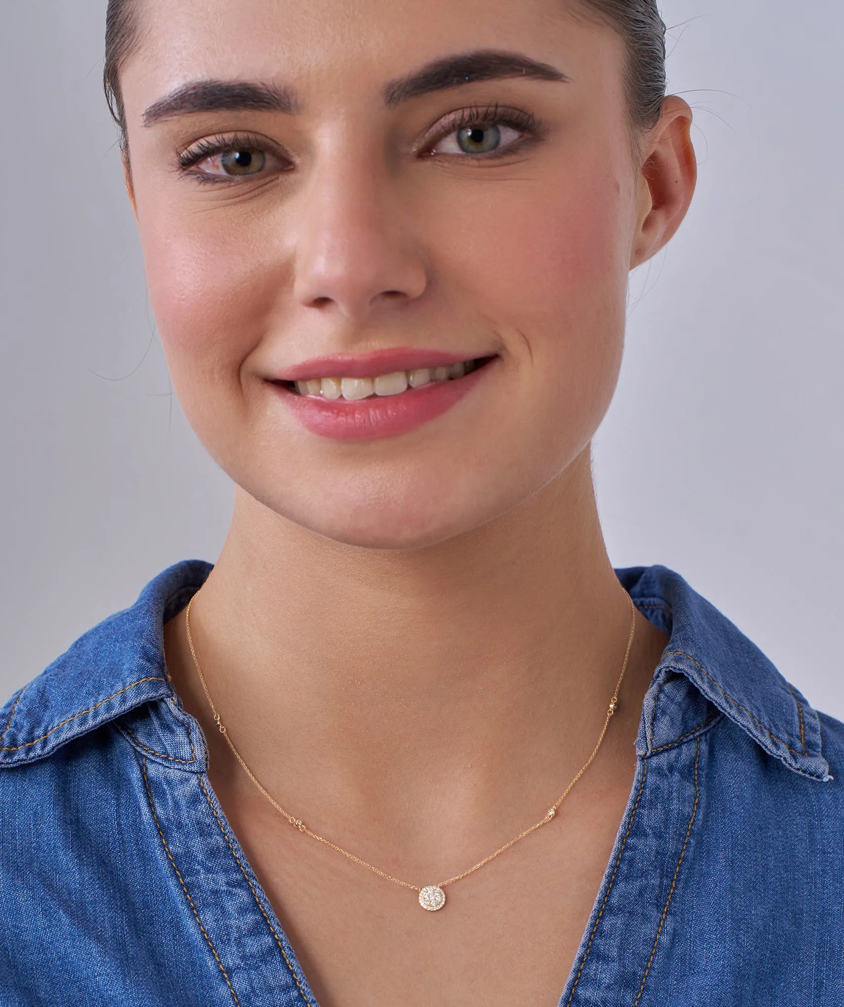 14K Gold Glitter Circle Pendant