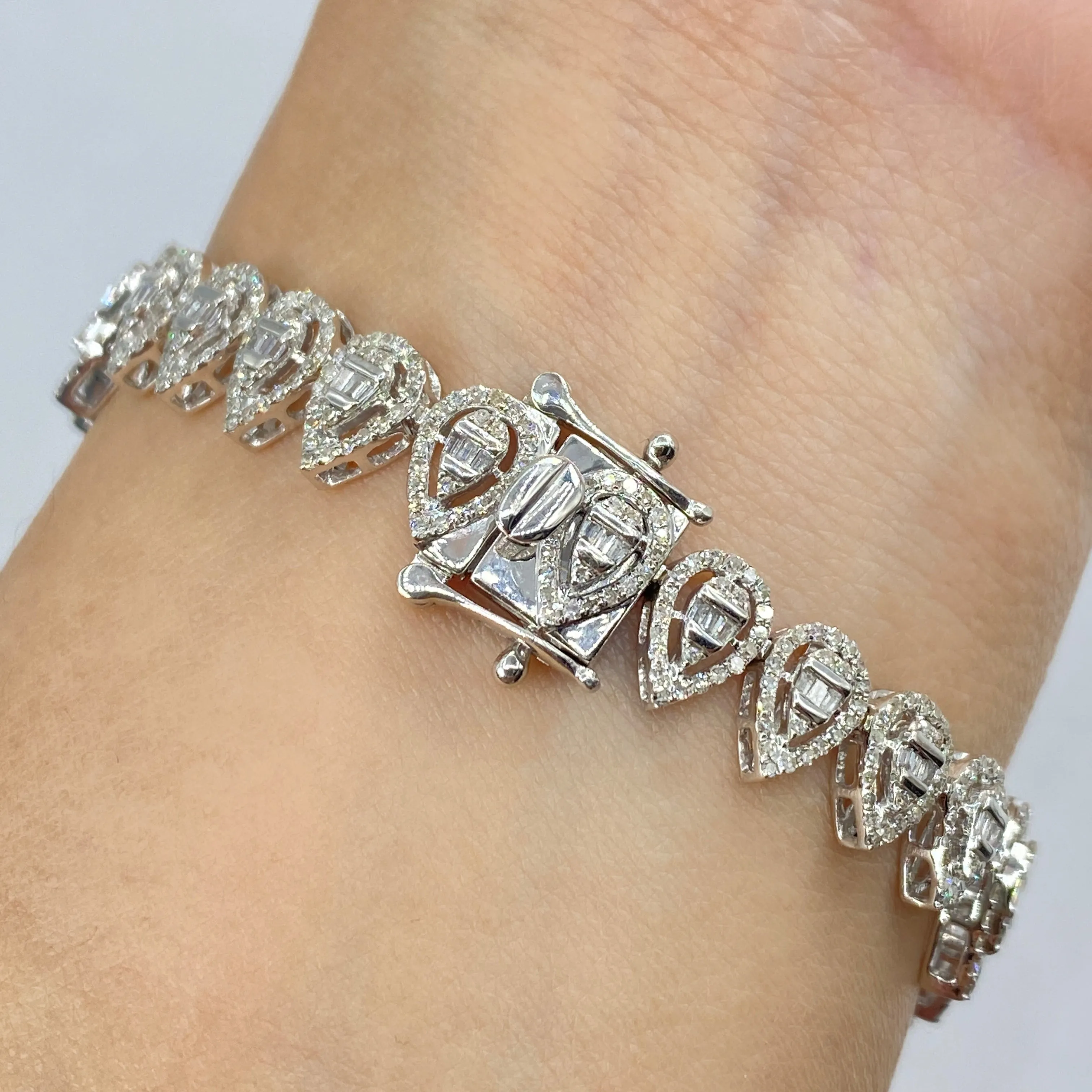 14K Pear Diamond Baguette Bracelet 7"