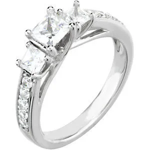 14k White Gold 7/8 CTW Diamond Engagement Ring , Size 7