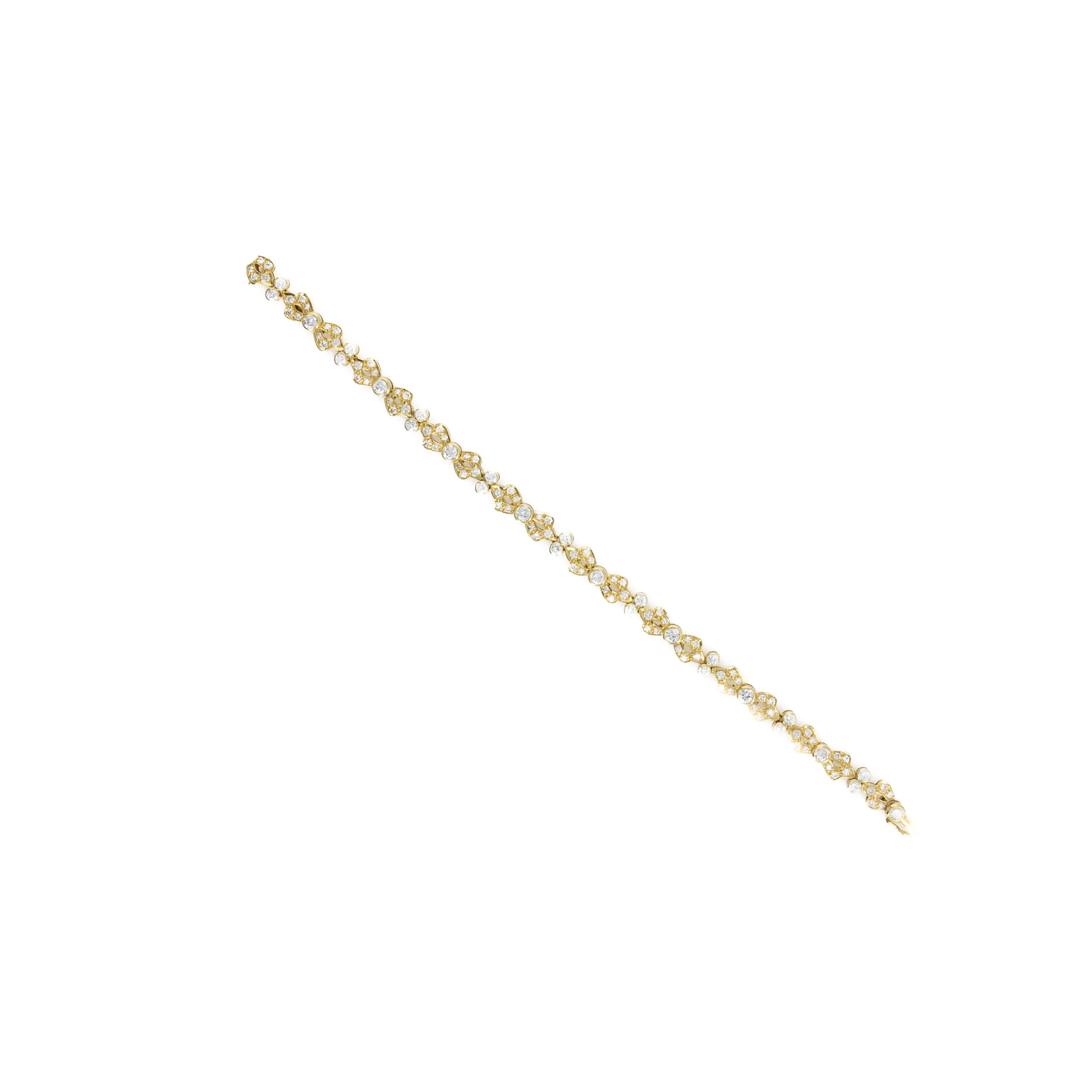 18K Yellow Gold 4 Carat Diamond Bow Bracelet