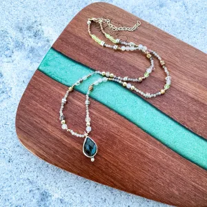 18" Labradorite Beaded Necklace with Labradorite Pendant