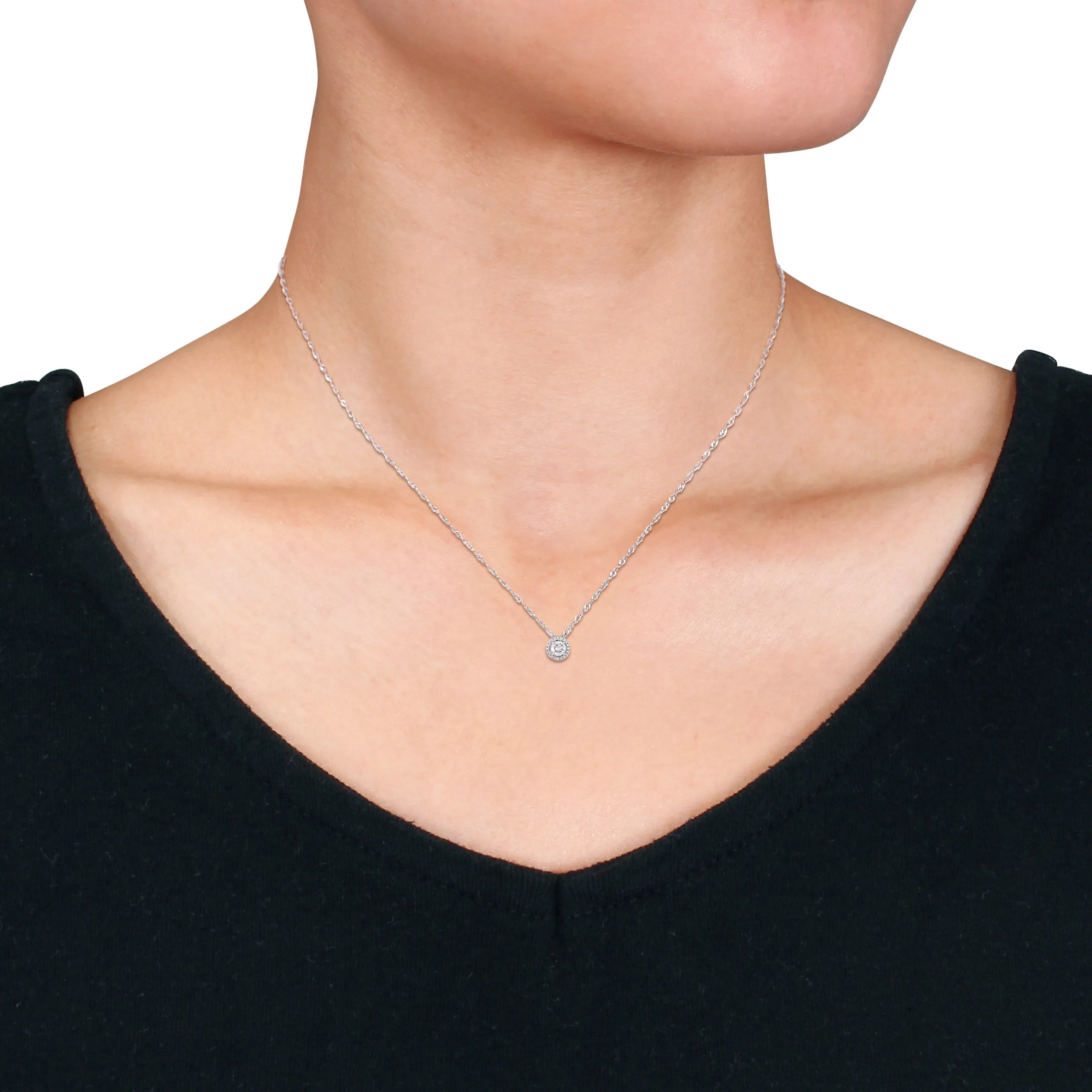 3/5 CT TW Diamond Halo Pendant 14k White Gold