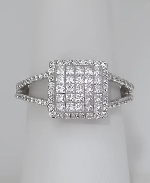 750 18k White Gold .98cts Diamond Princess Square Halo Ring