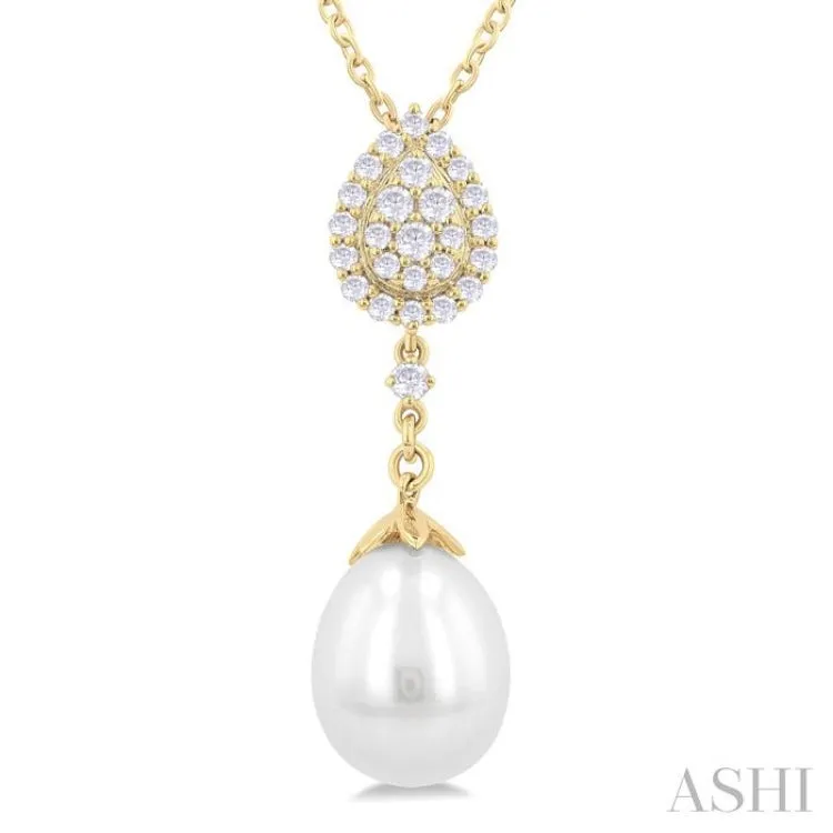 9X7 MM Pear Shape Mount Cultured Pearl Drop and 1/5 ctw Round Cut Diamond Fashion Pendant With Chain in 14K Yellow Gold