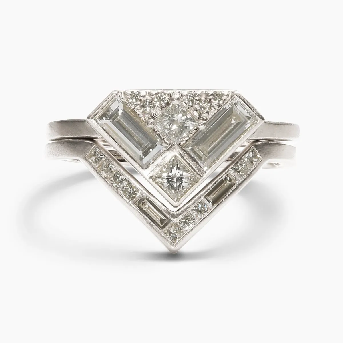 Altus 14k Gold Chevron Stacking Ring