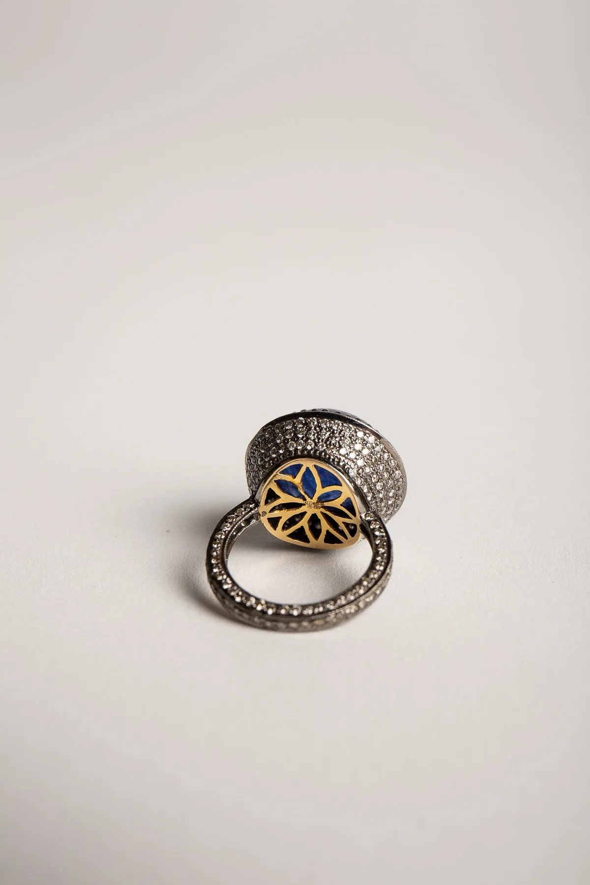 AMRAPALI LONDON | 18K YELLOW GOLD RAJA TANZANITE RING