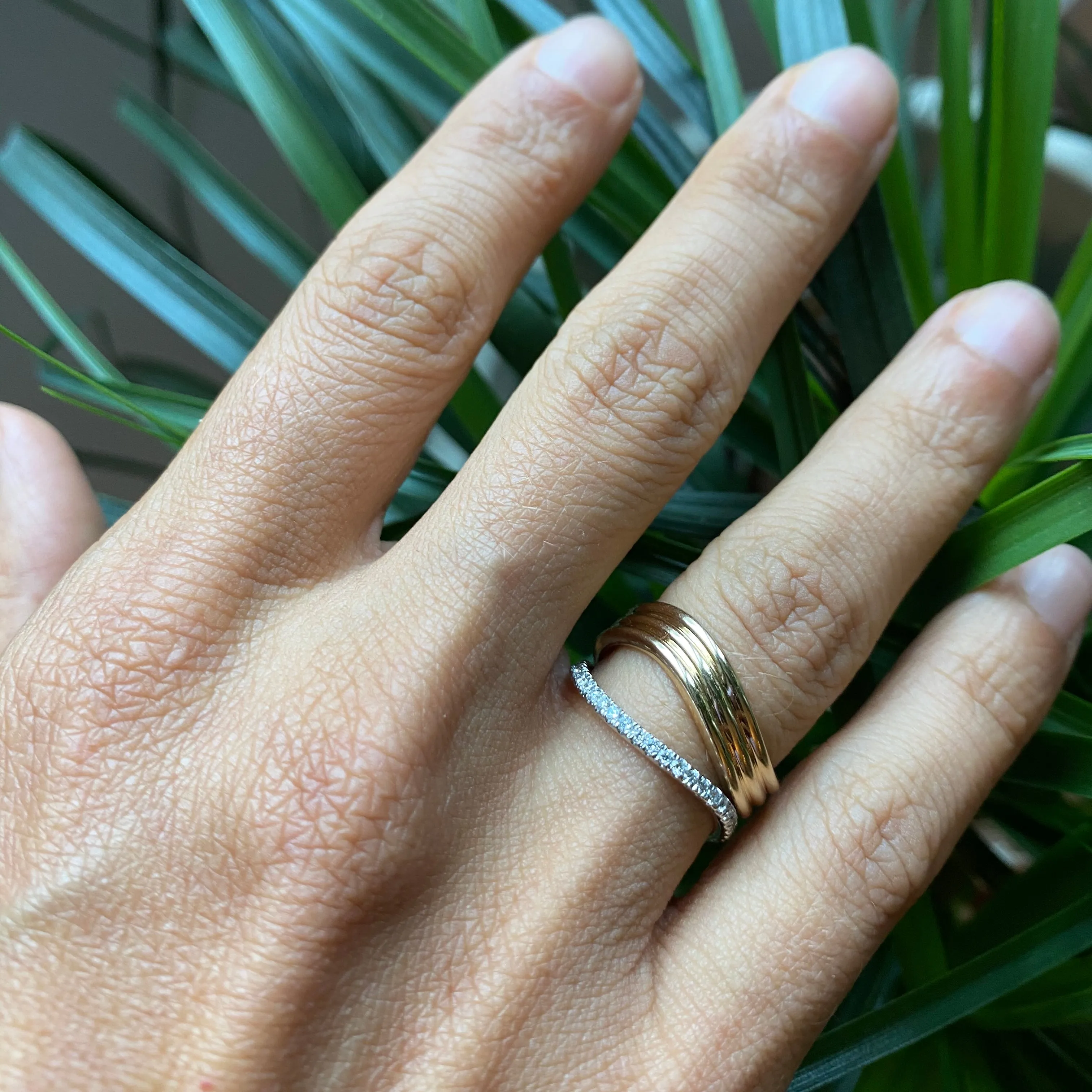 Bossa Nova Diamond Ring