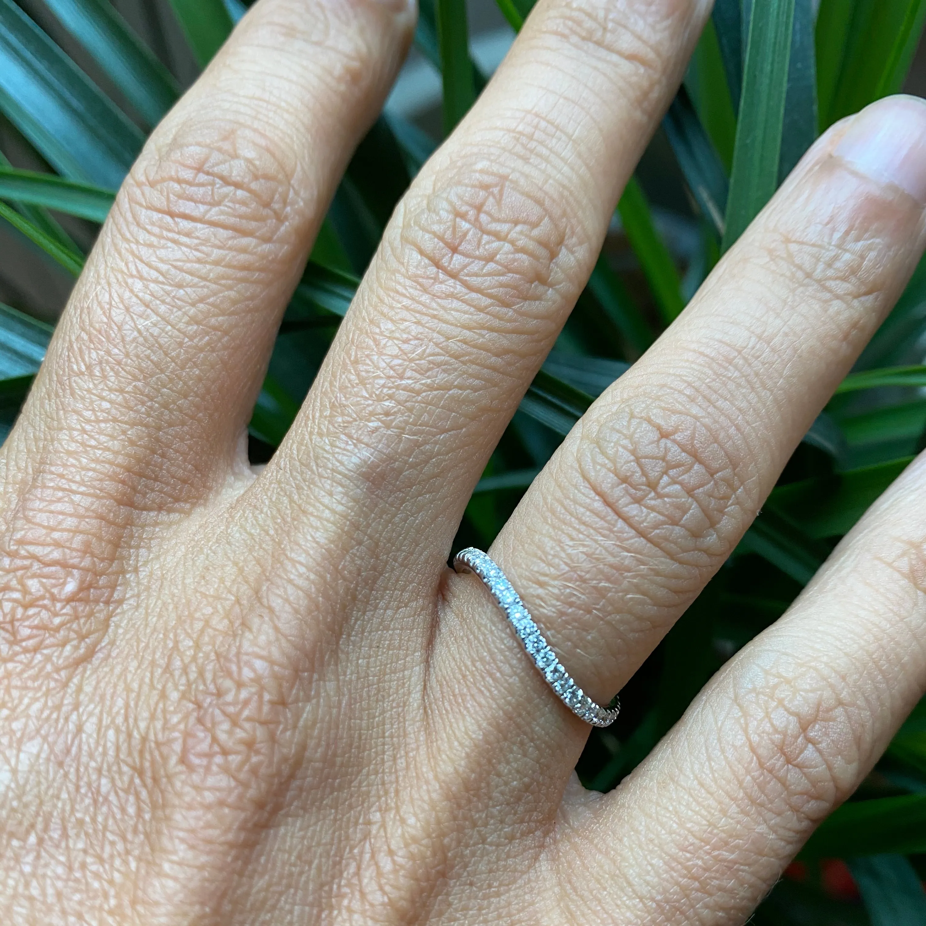 Bossa Nova Diamond Ring