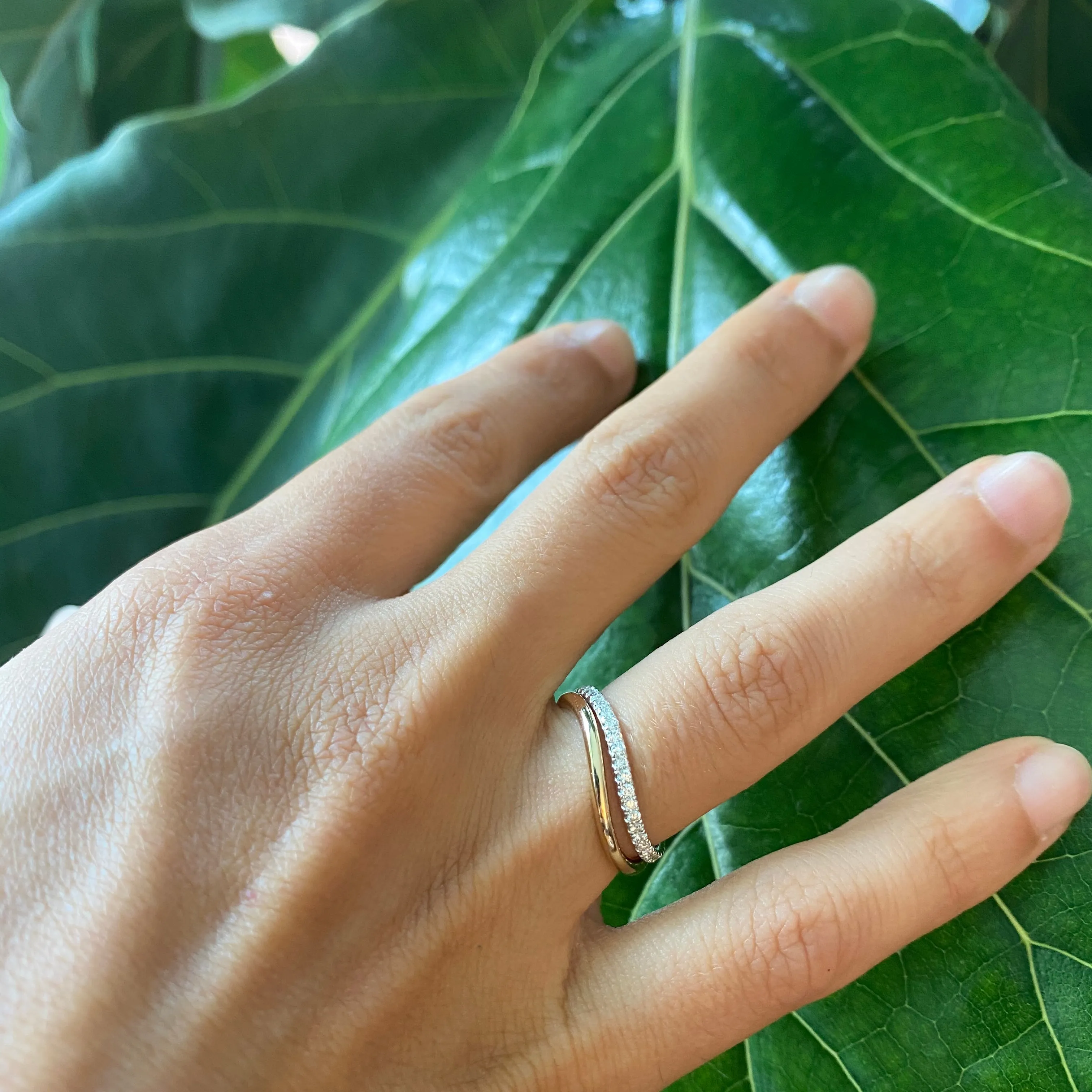 Bossa Nova Diamond Ring