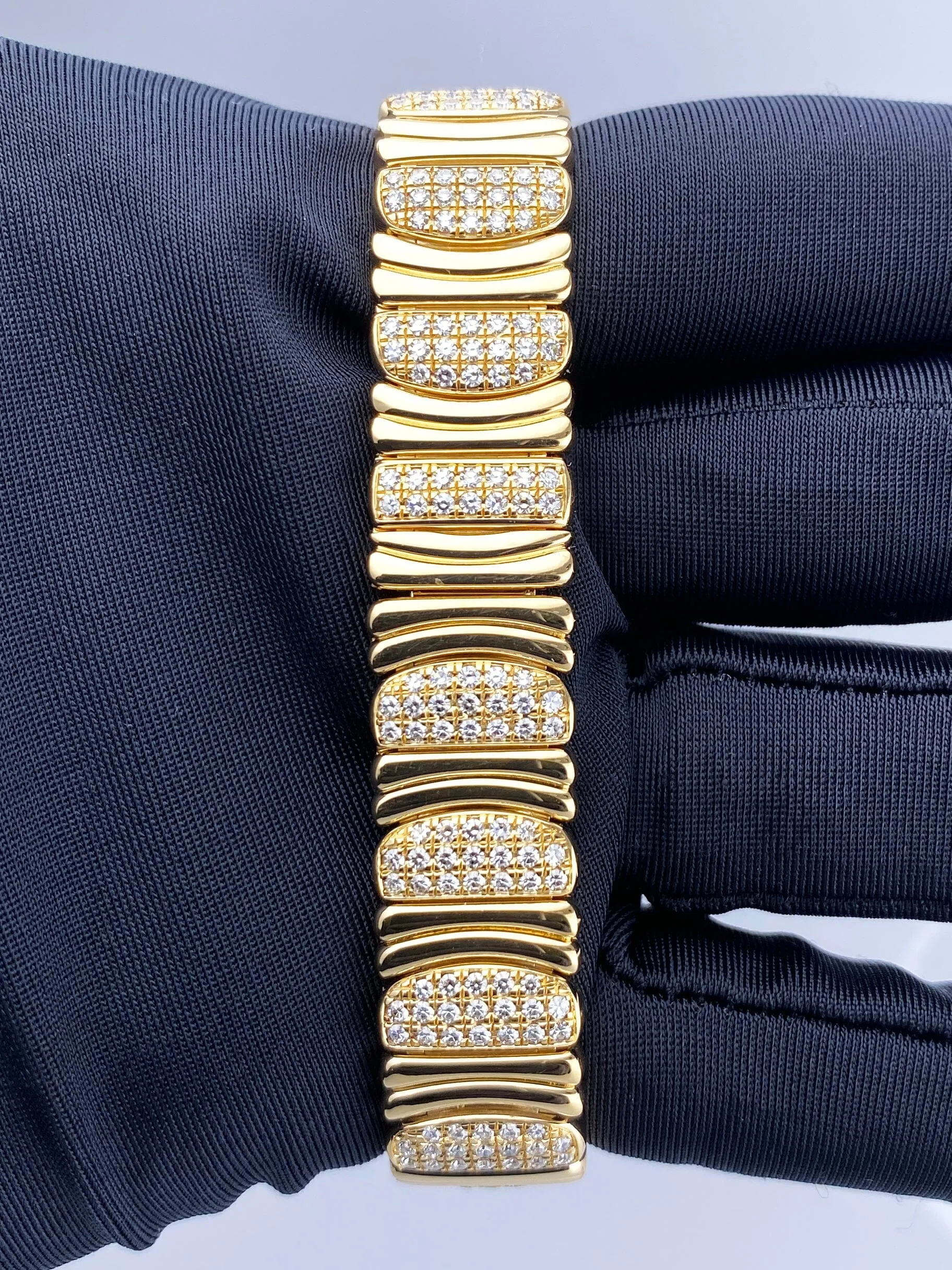 Cartier Baignoire 1920 WB5004D8 Diamond 18K Yellow Gold Ladies Watch