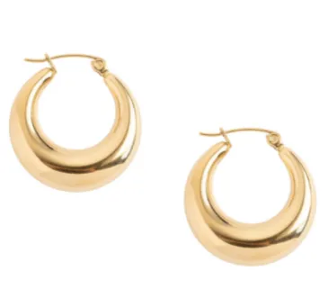 Chloe Hoops in Gold