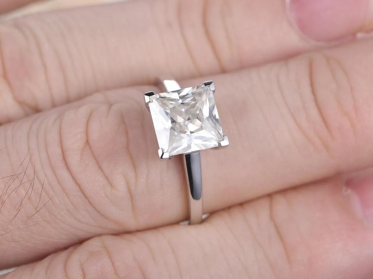 Classic Princess Cut Solitaire 1 Carat Moissanite Diamond Engagement Ring in 10k White Gold