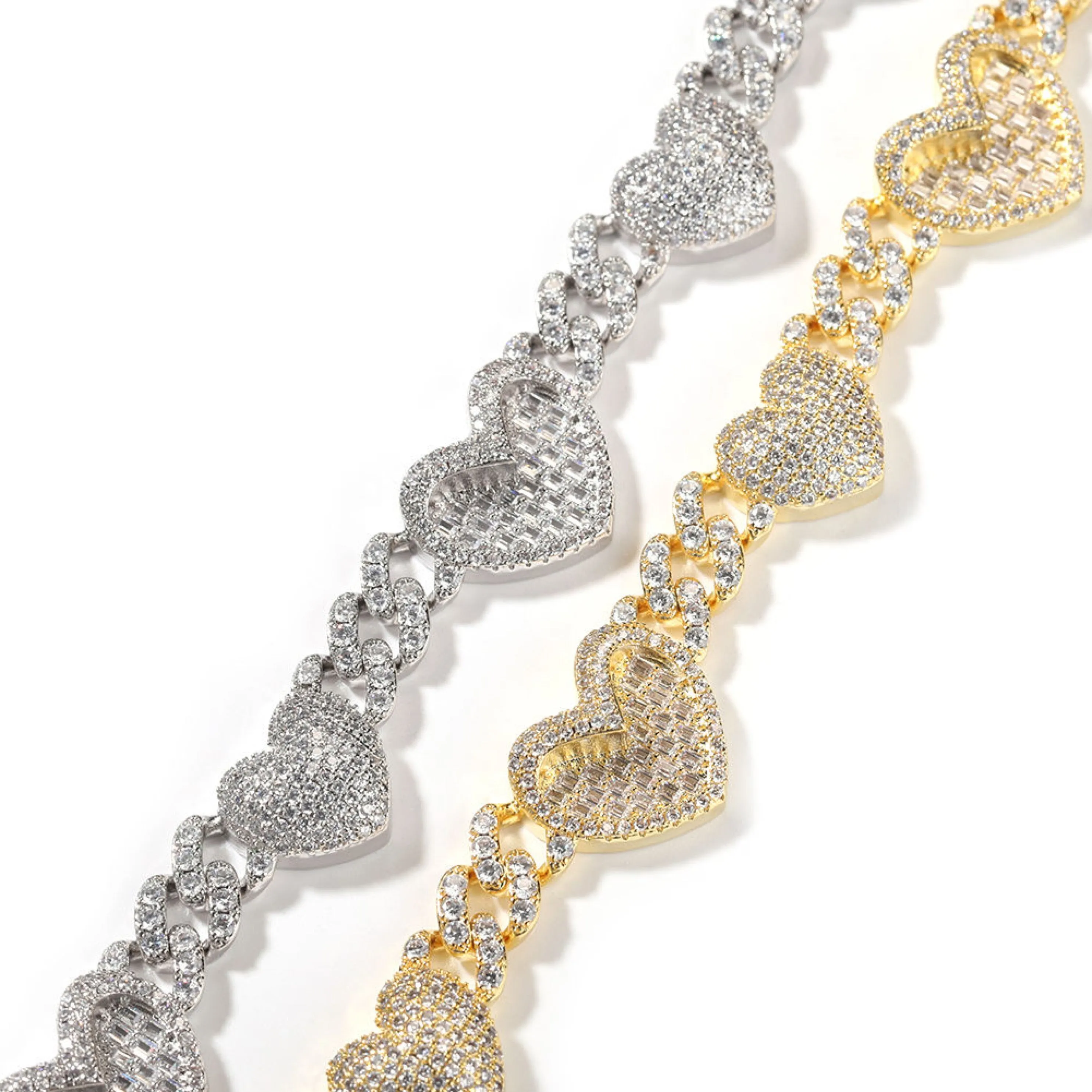 CUBAN LINK HEART BRACELET
