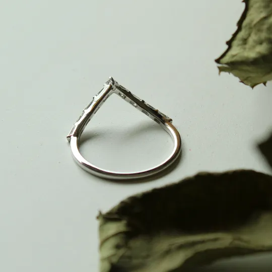 Deep Chevron V Ring with Baguette and Princess cut Diamonds