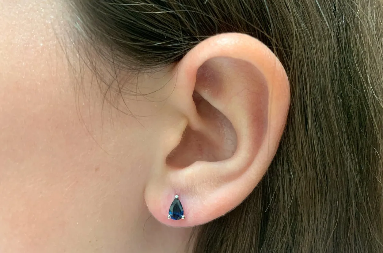 Earrings 14kt Gold Sapphire Pear Studs