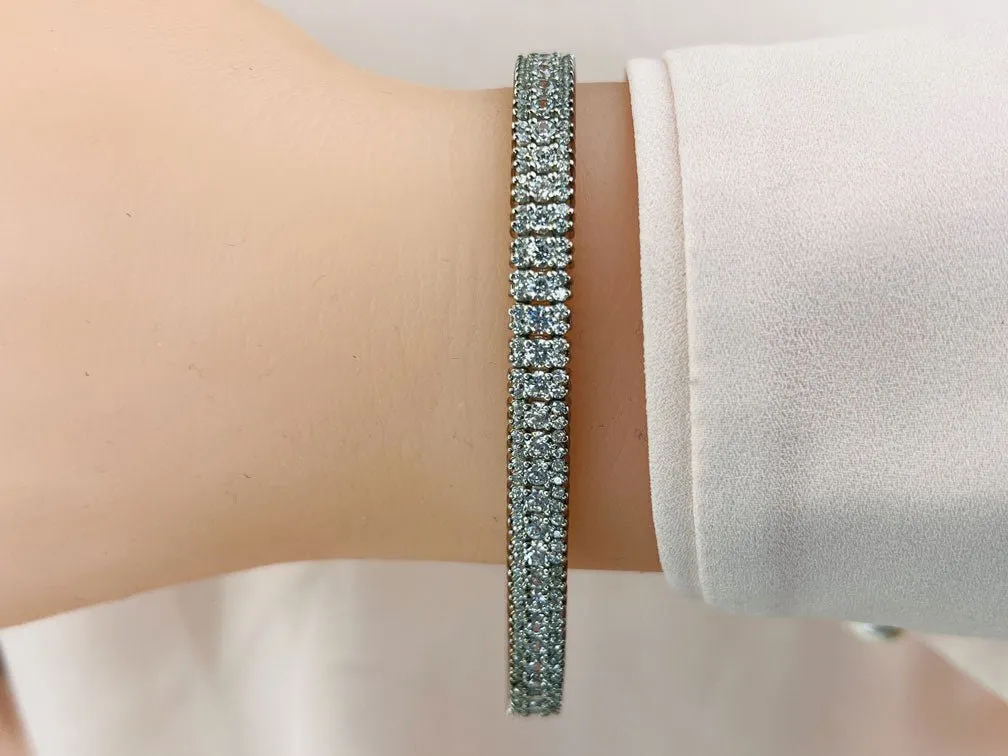 Flashy Prong Set Diamond Bracelet with 3.45 ct.(finished) 1mm, 1.9mm