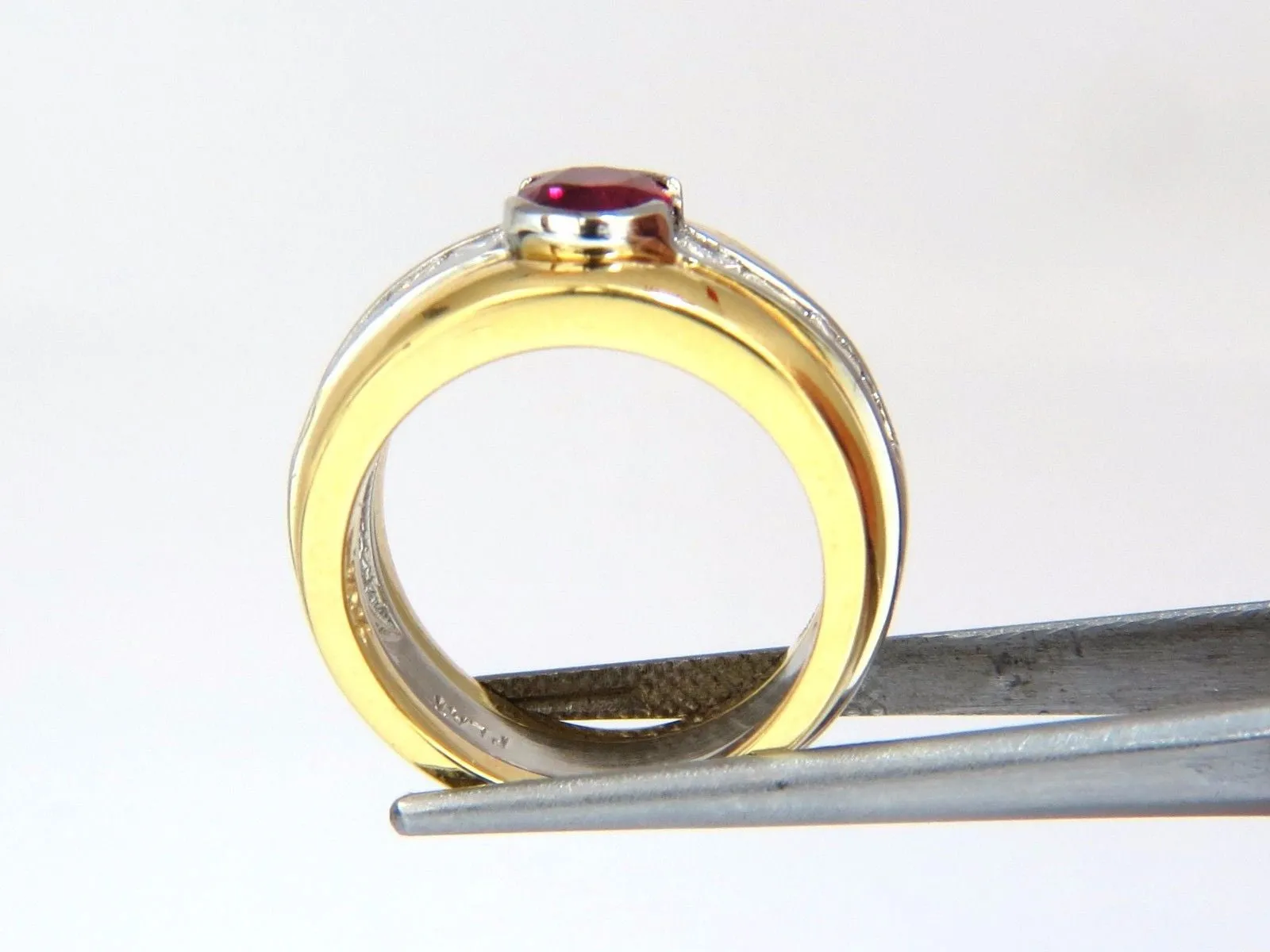 GIA Certified 2.13ct no heat ruby diamonds ring 18kt & platinum fused