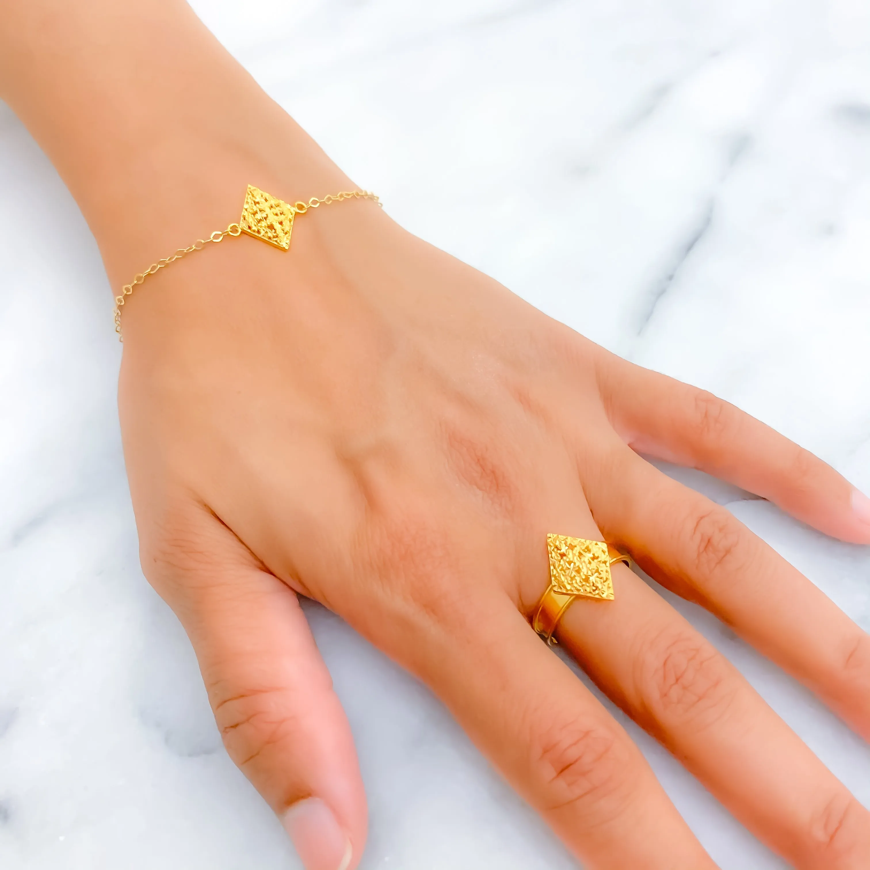 Iconic Diamond Shaped 21k Gold Bracelet W / Matching Ring
