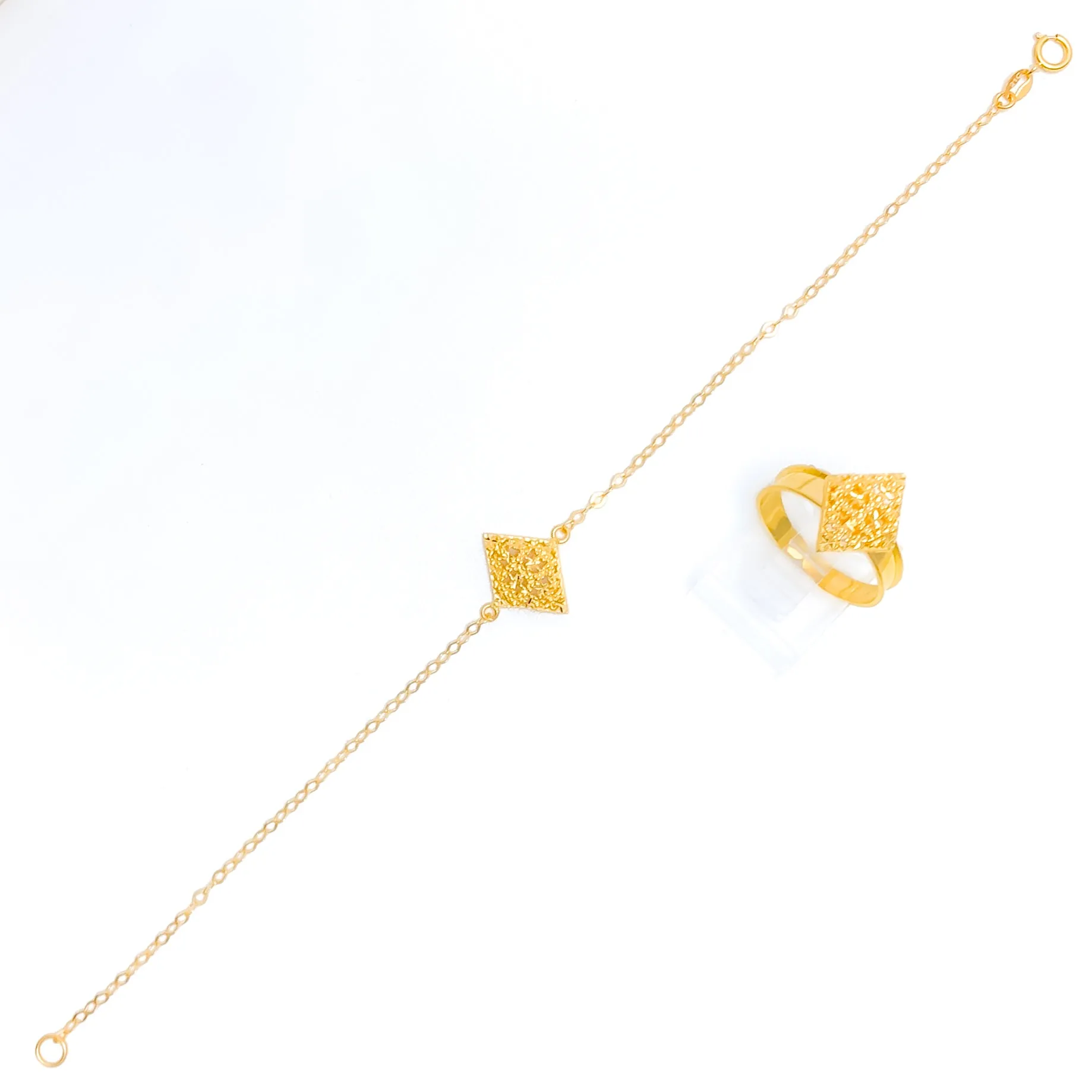 Iconic Diamond Shaped 21k Gold Bracelet W / Matching Ring