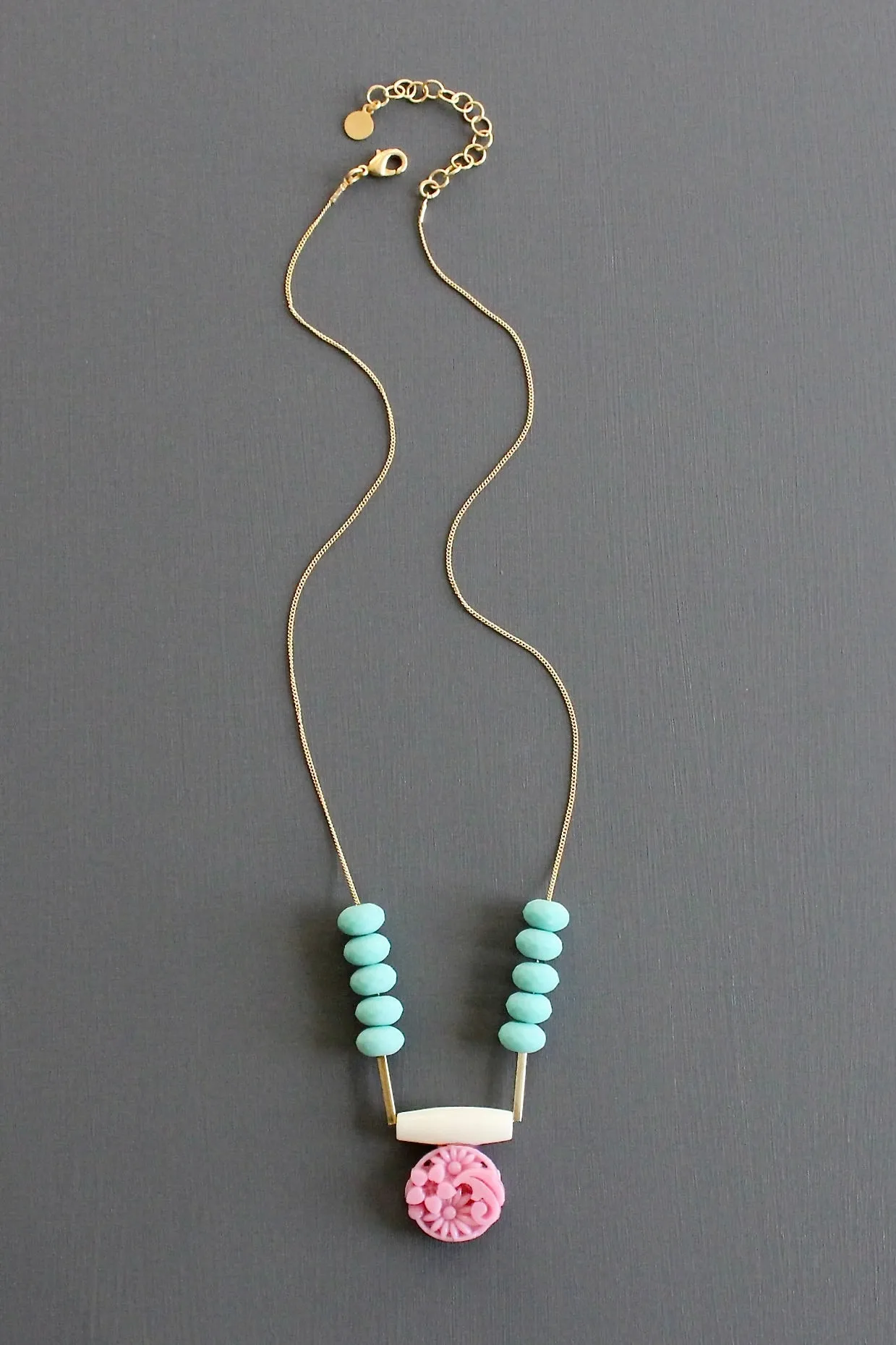 KYL320 vintage pink glass pendant necklace