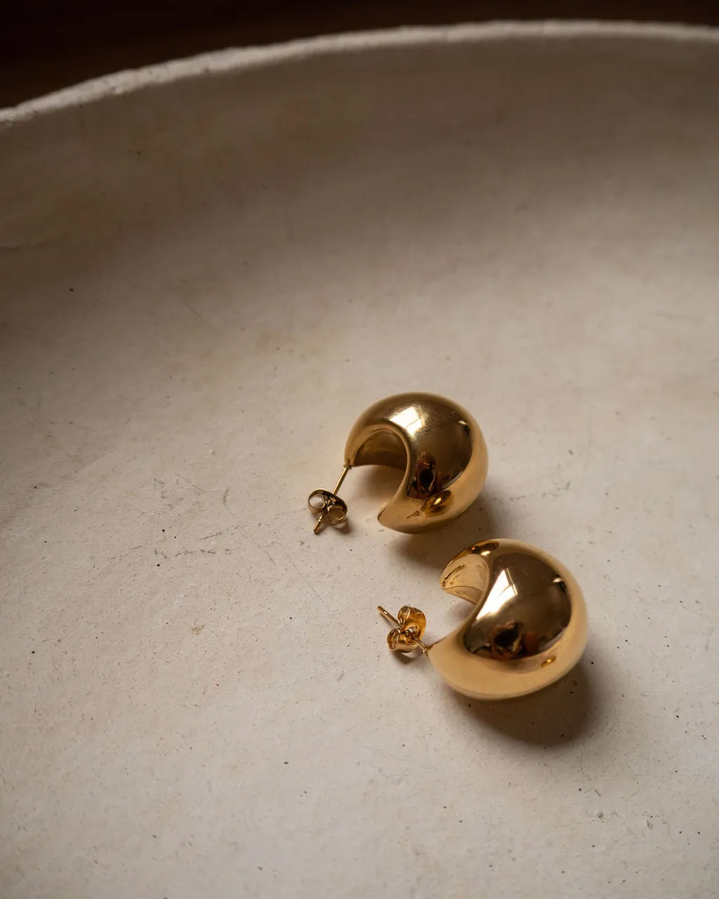 Lucia Hoops
