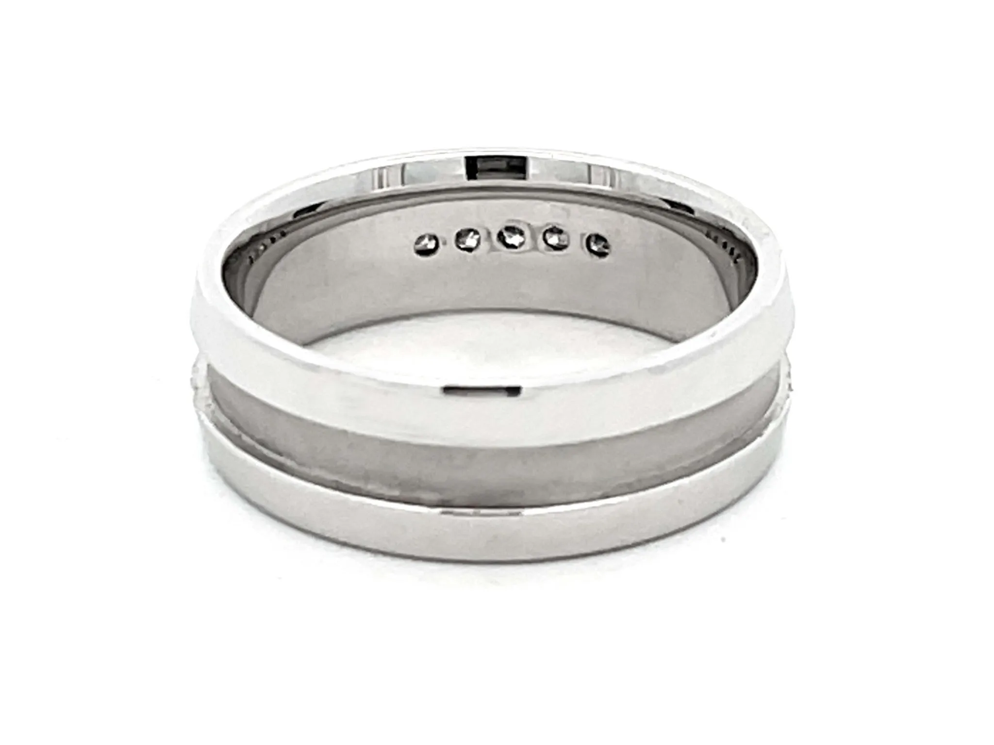Mens 5 Princess Cut Diamond Satin Finish Center Band Ring in 18k White Gold