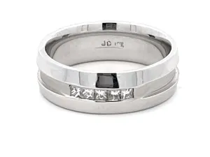 Mens 5 Princess Cut Diamond Satin Finish Center Band Ring in 18k White Gold