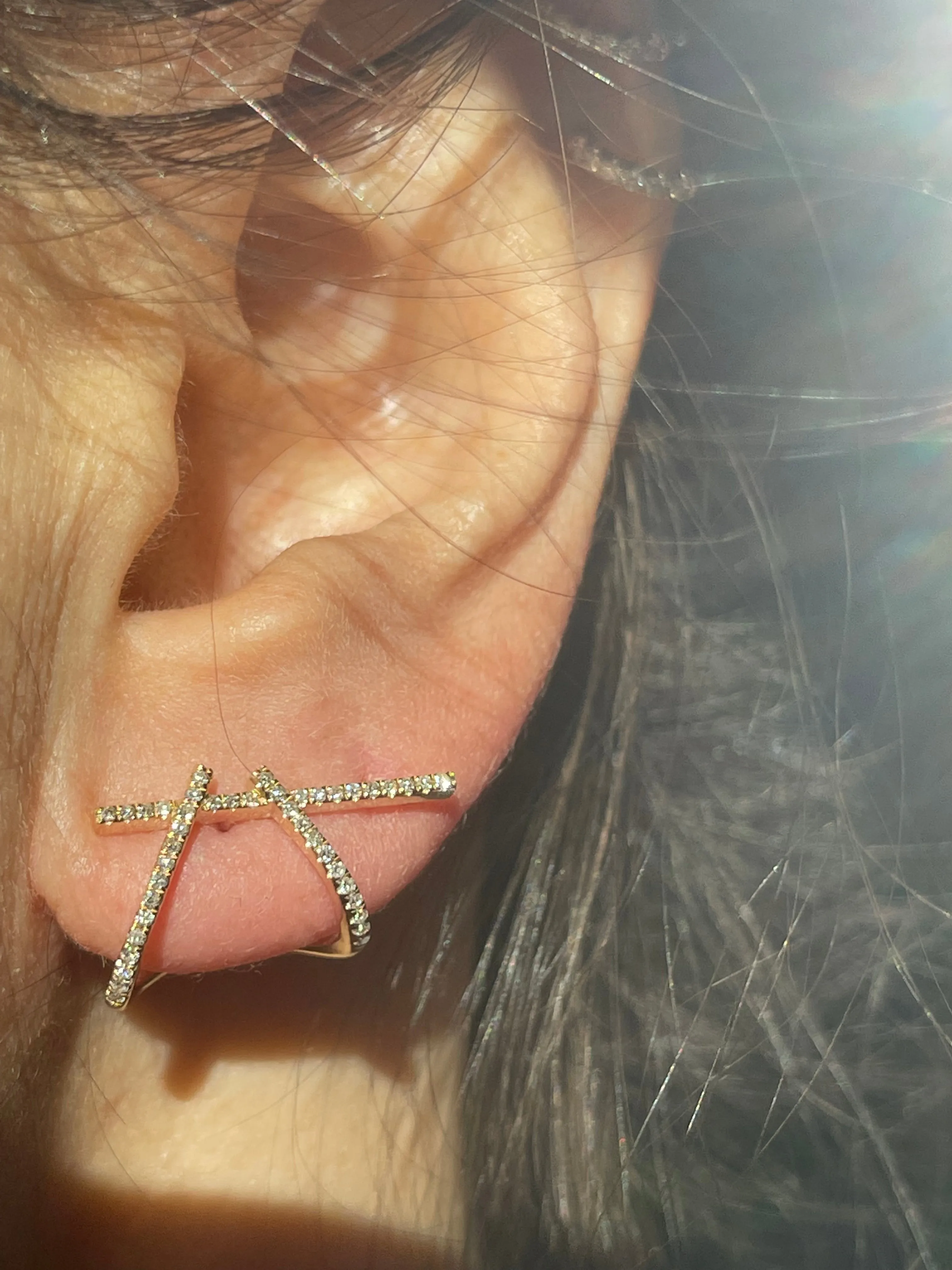 MOD BAR DIAMOND STUD EARRINGS