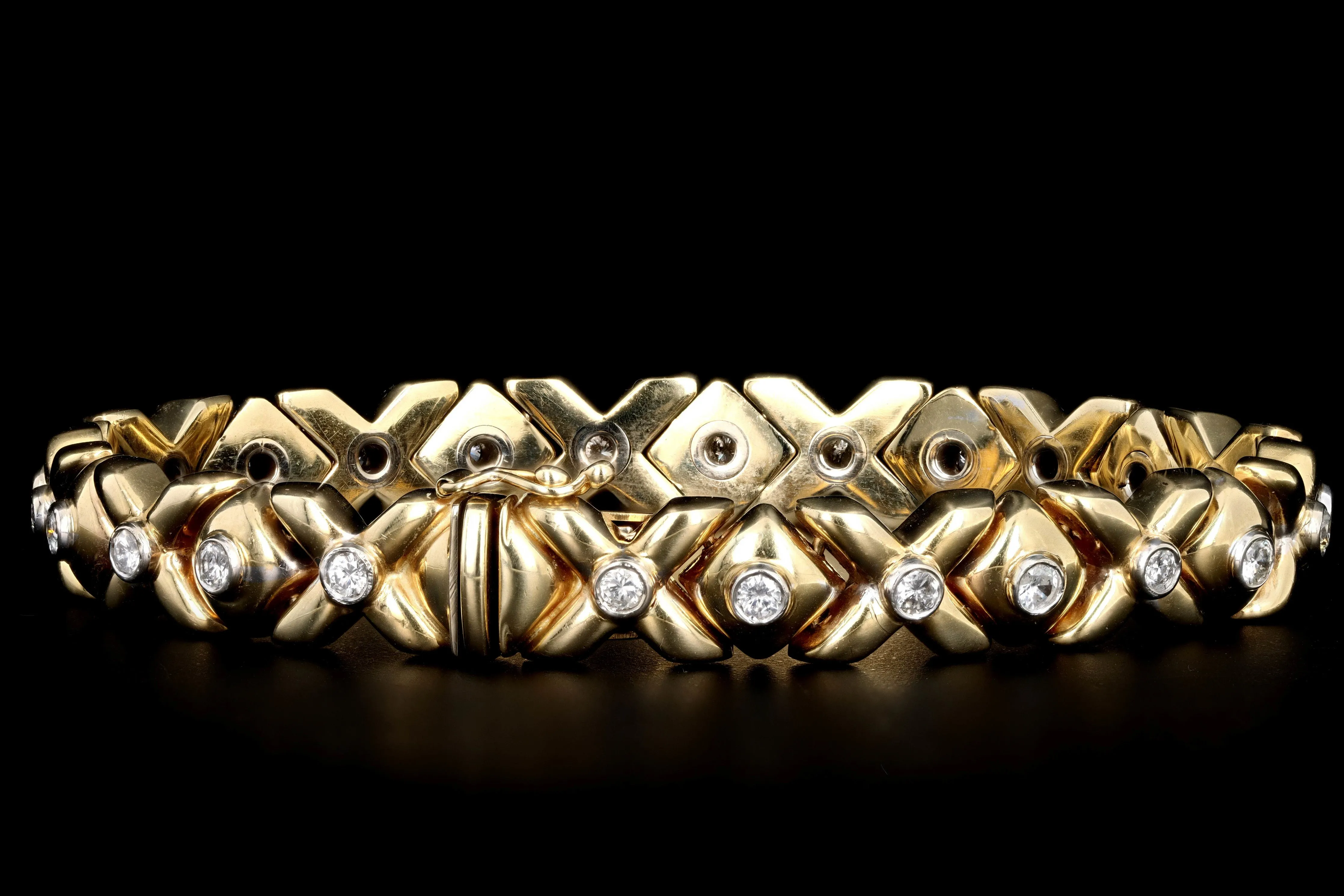 Modern 14K Yellow Gold 1.25 Carat Round Brilliant Diamond Bracelet