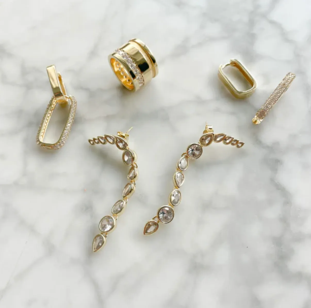 Modular Drop Hoop in Gold