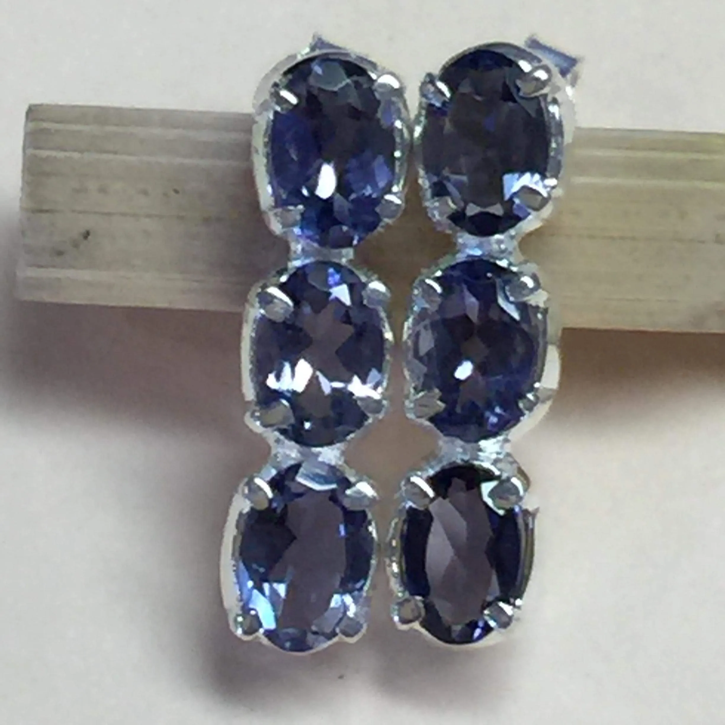 Natural Iolite 925 Solid Sterling Silver Earrings 18mm