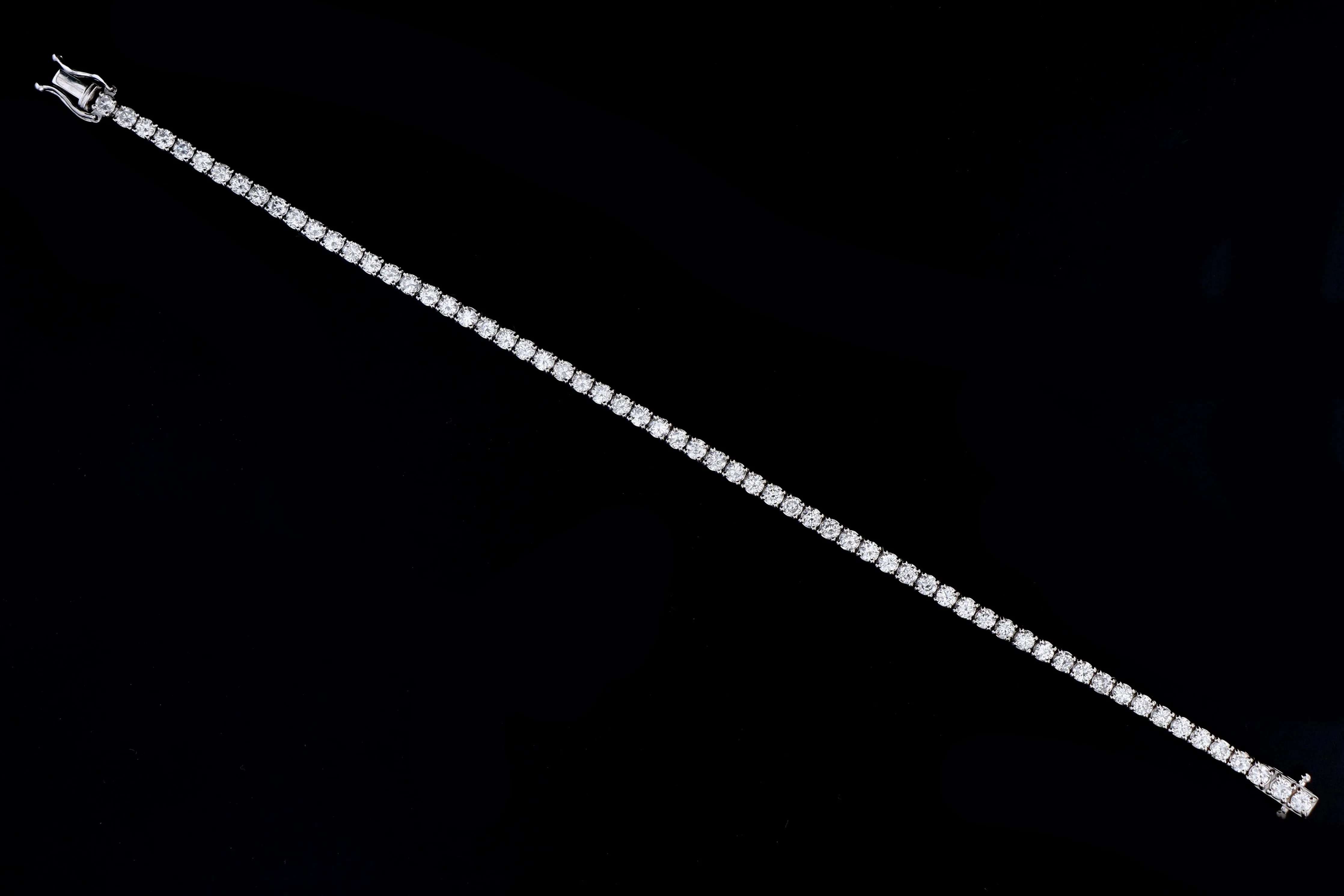 New 14K White Gold 3.87 Carat Total Weight Round Brilliant Diamond Tennis Bracelet