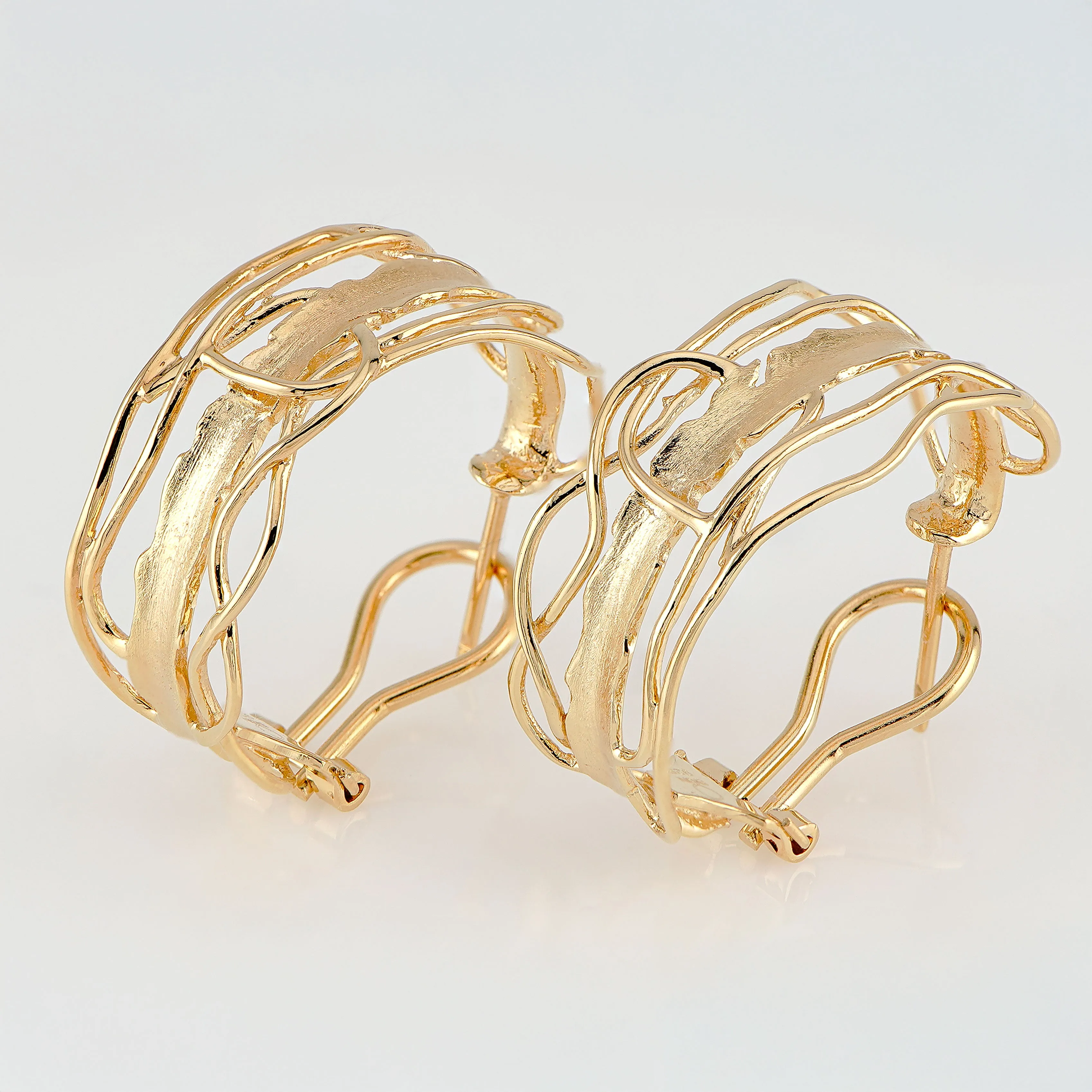 Omega Gold Edge Hoops