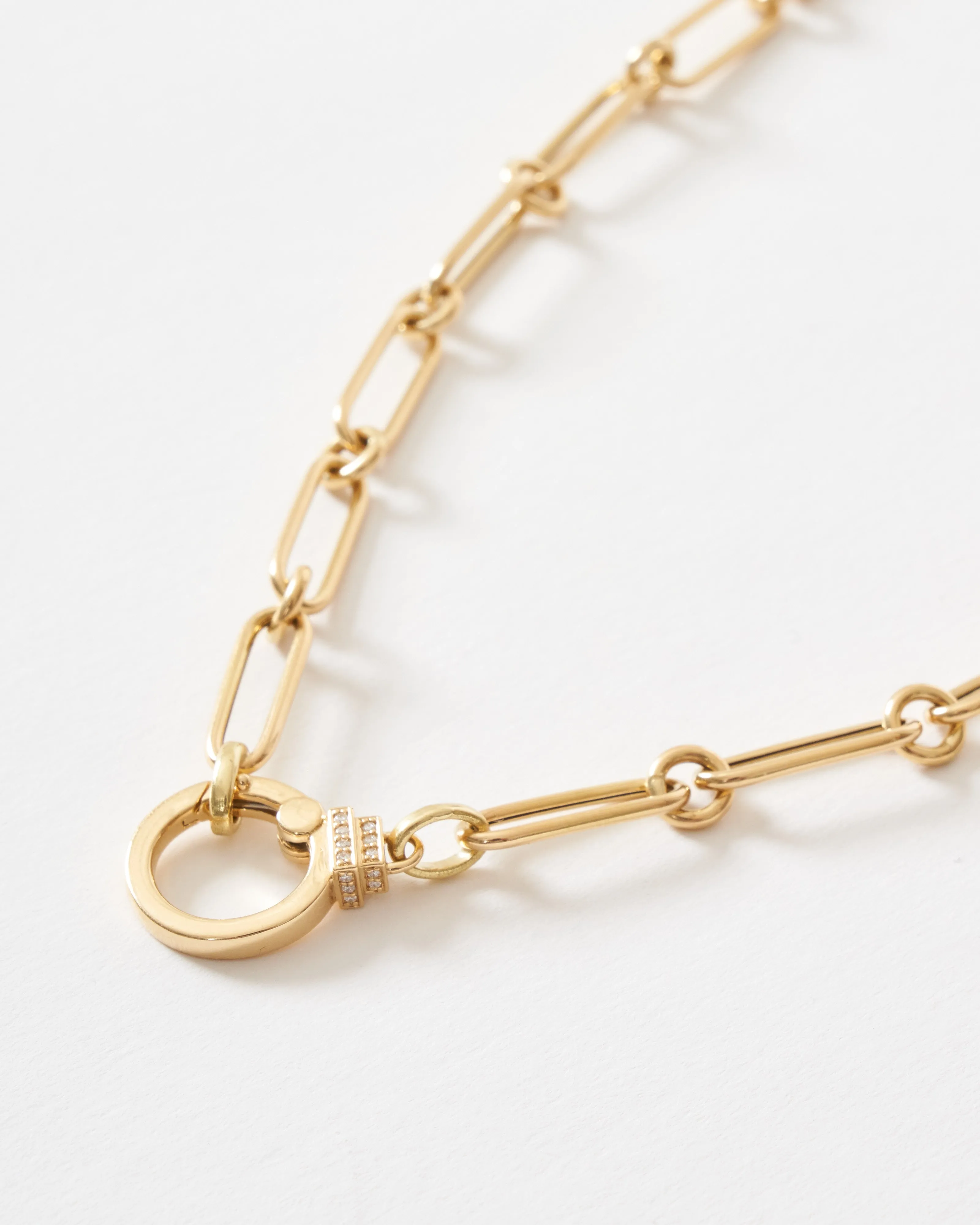 oval round chain with diamonds