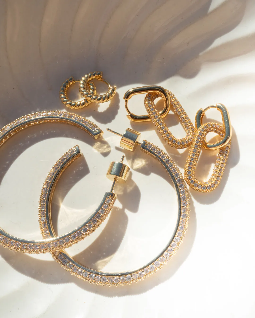 Pave Simone Loop Hoops- Gold