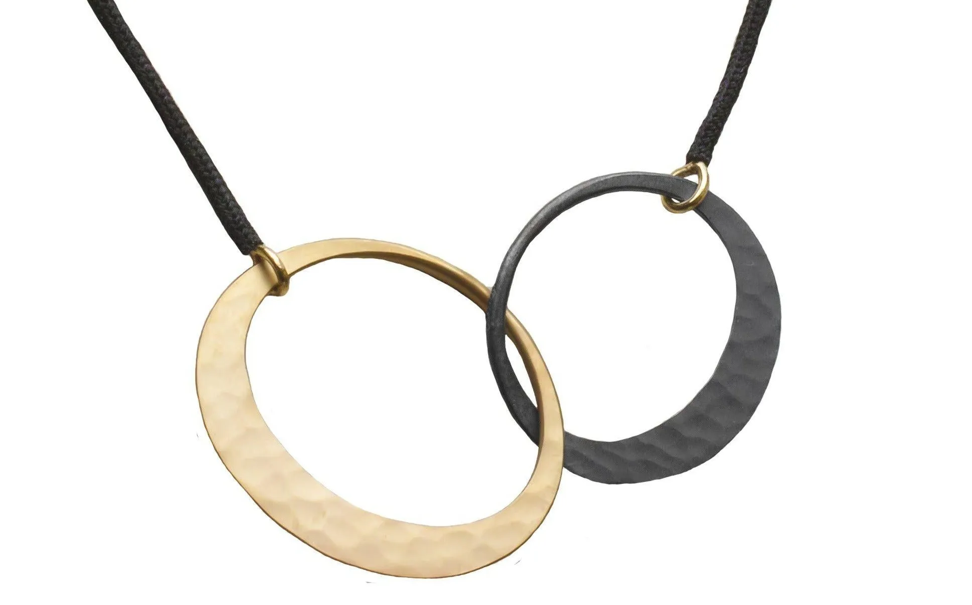 Petite Eclipse Link Necklace
