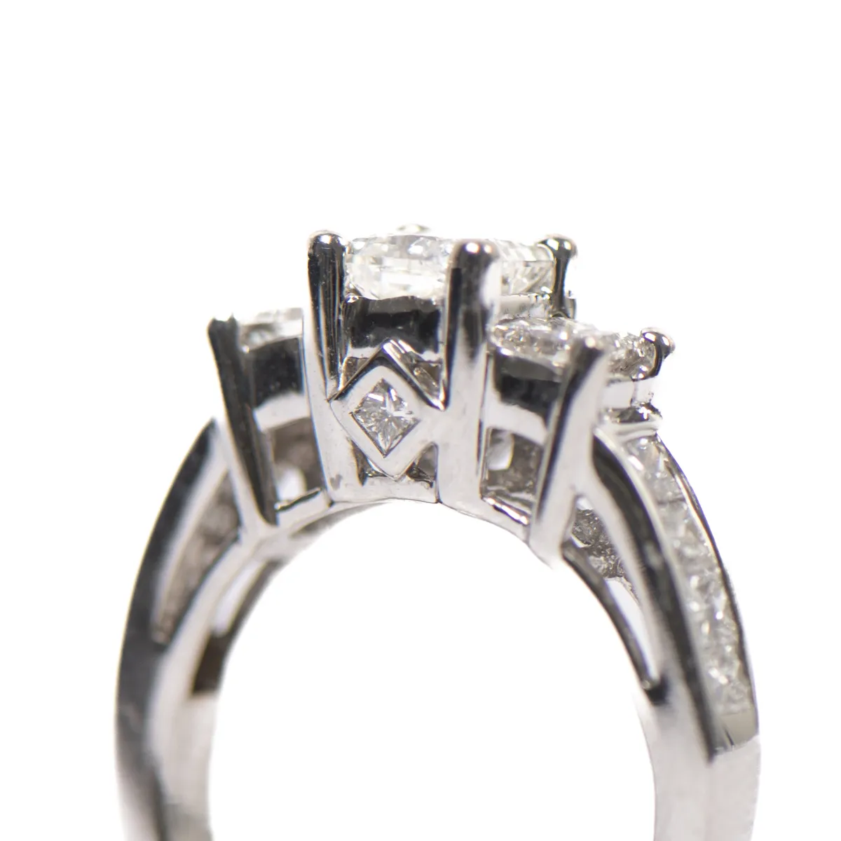 Pre-Owned Princess Cut Diamond Engagement Ring