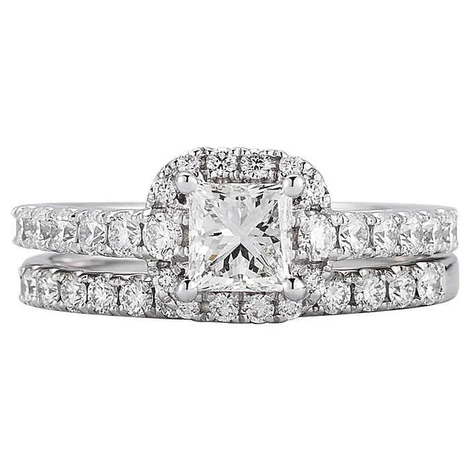 Princess Cut and Round Brilliant Diamond Wedding Set (1.45 ctw)