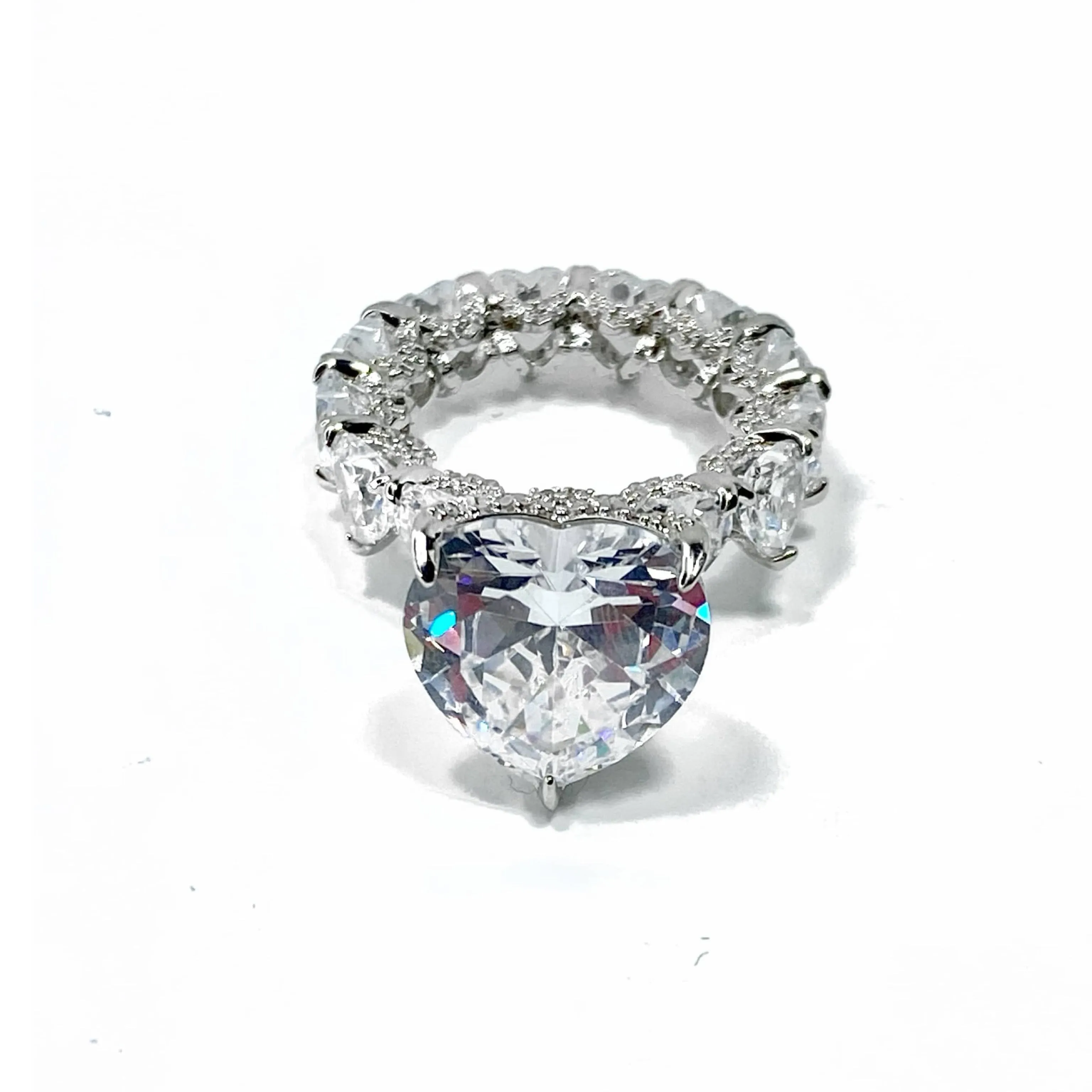 PRINCESS HEART CUT RING
