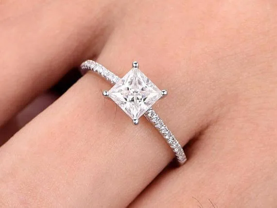 Prinncess Cut 1.25 Carat Moissanite Diamond Art Deco Engagement Ring in 10k White Gold