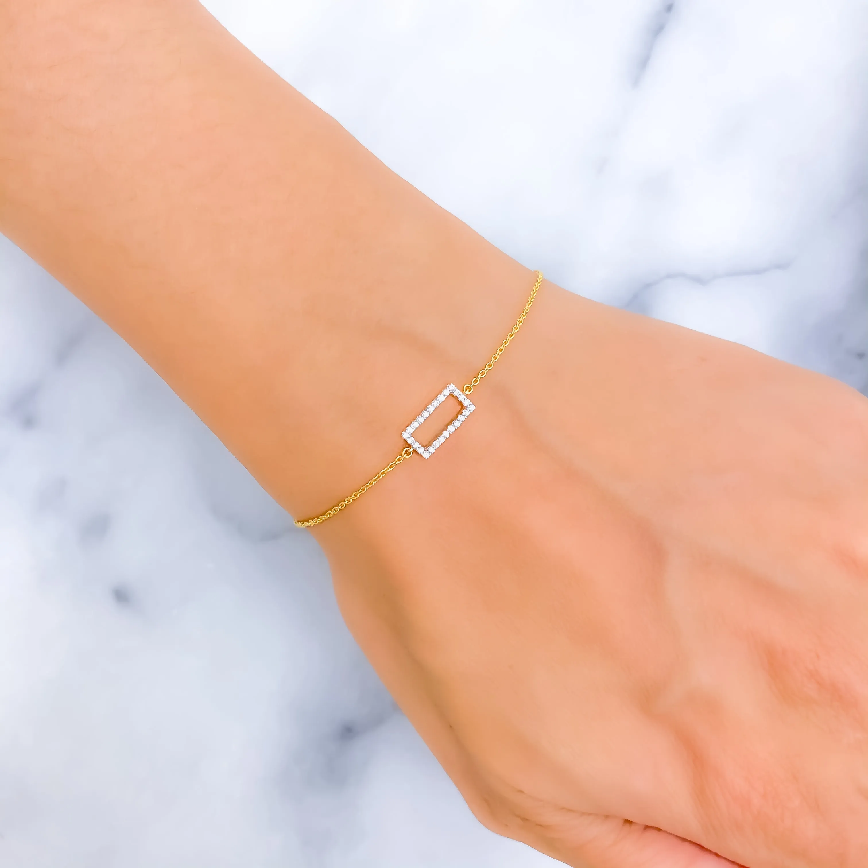 Ritzy Rectangular-Shaped Diamond   18k Gold Bracelet