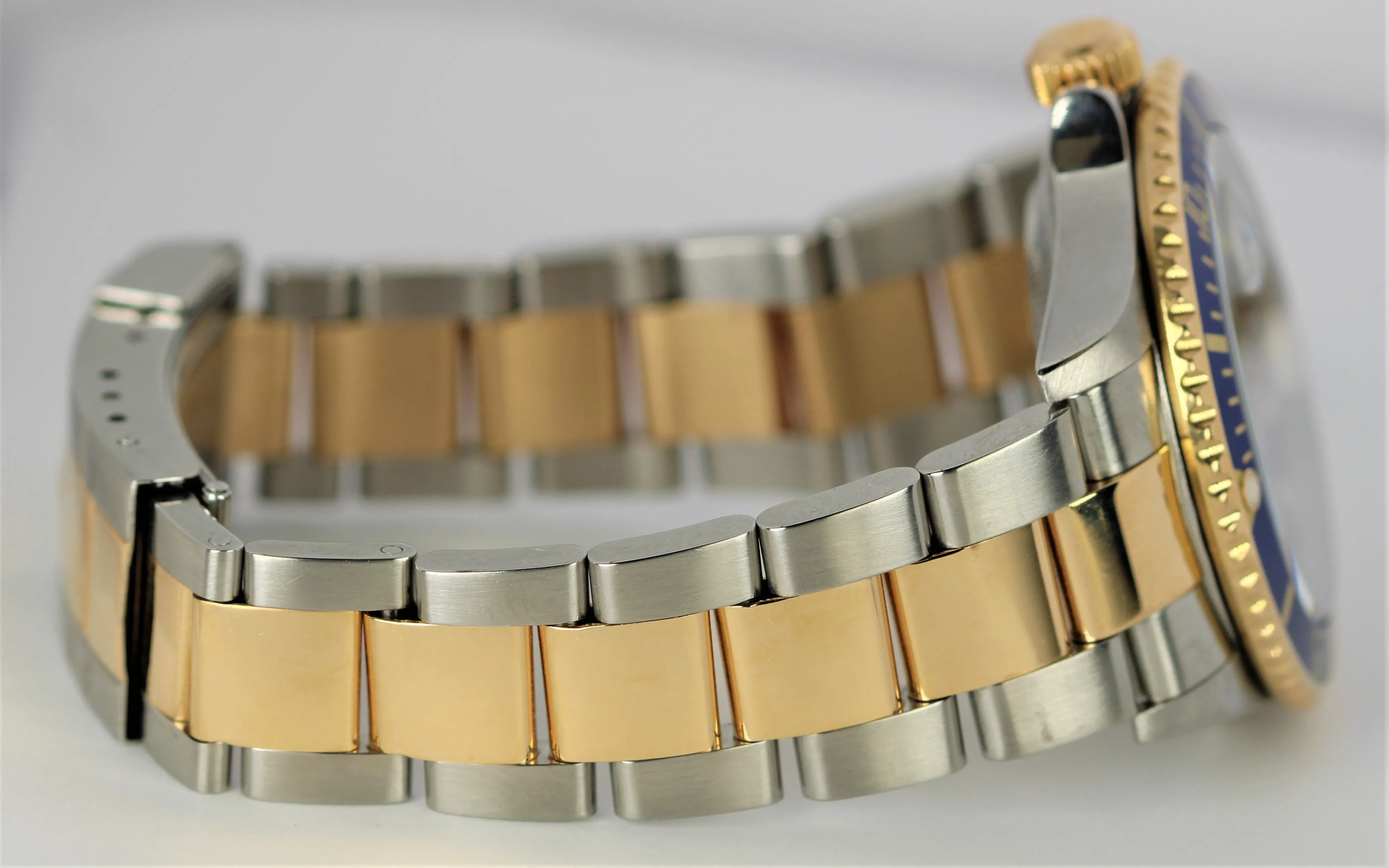 Rolex Submariner Date Two-Tone 18k Gold Buckle Blue 40mm 16613LB Watch