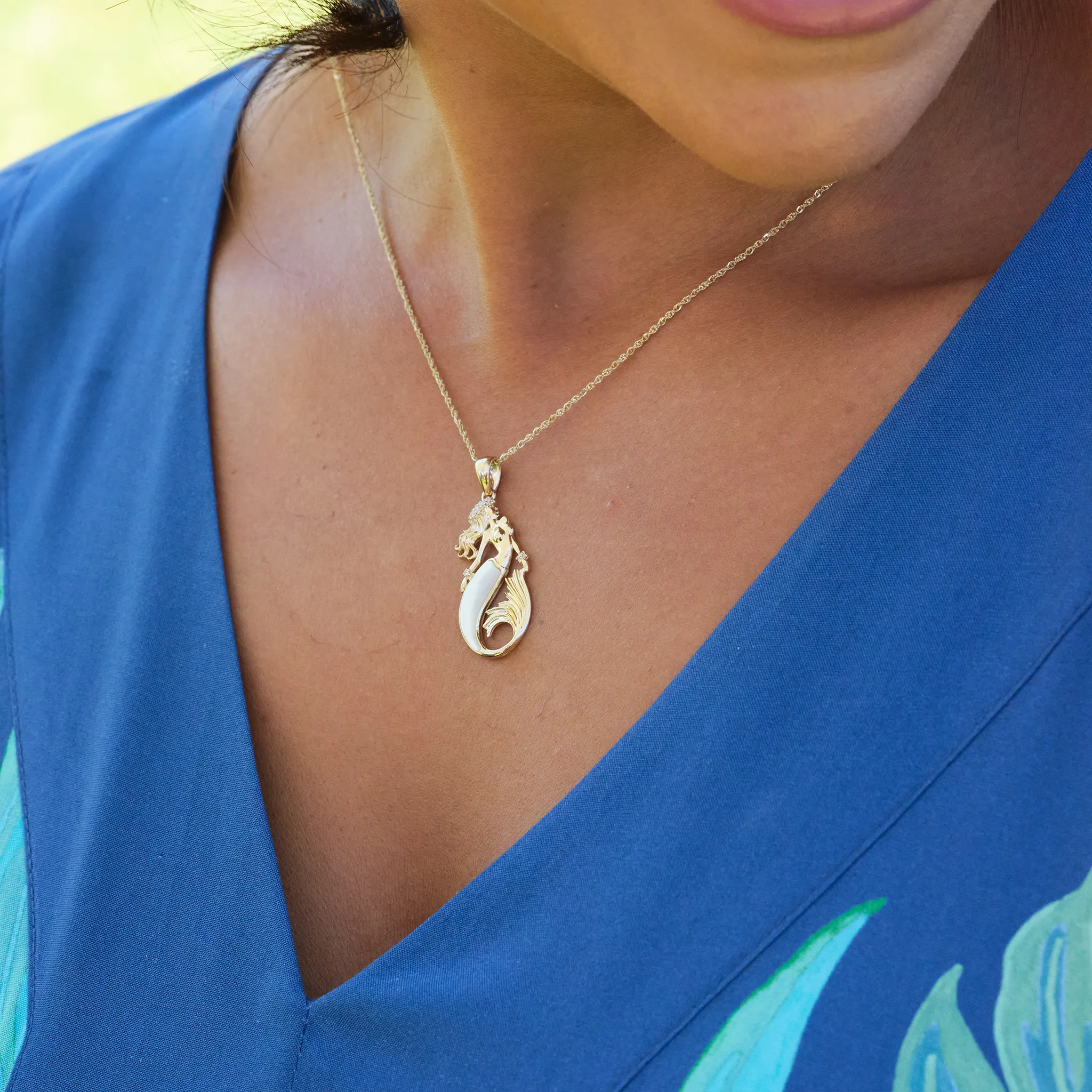 Sealife Mermaid Mother of Pearl Pendant in Gold with Diamonds - 30mm