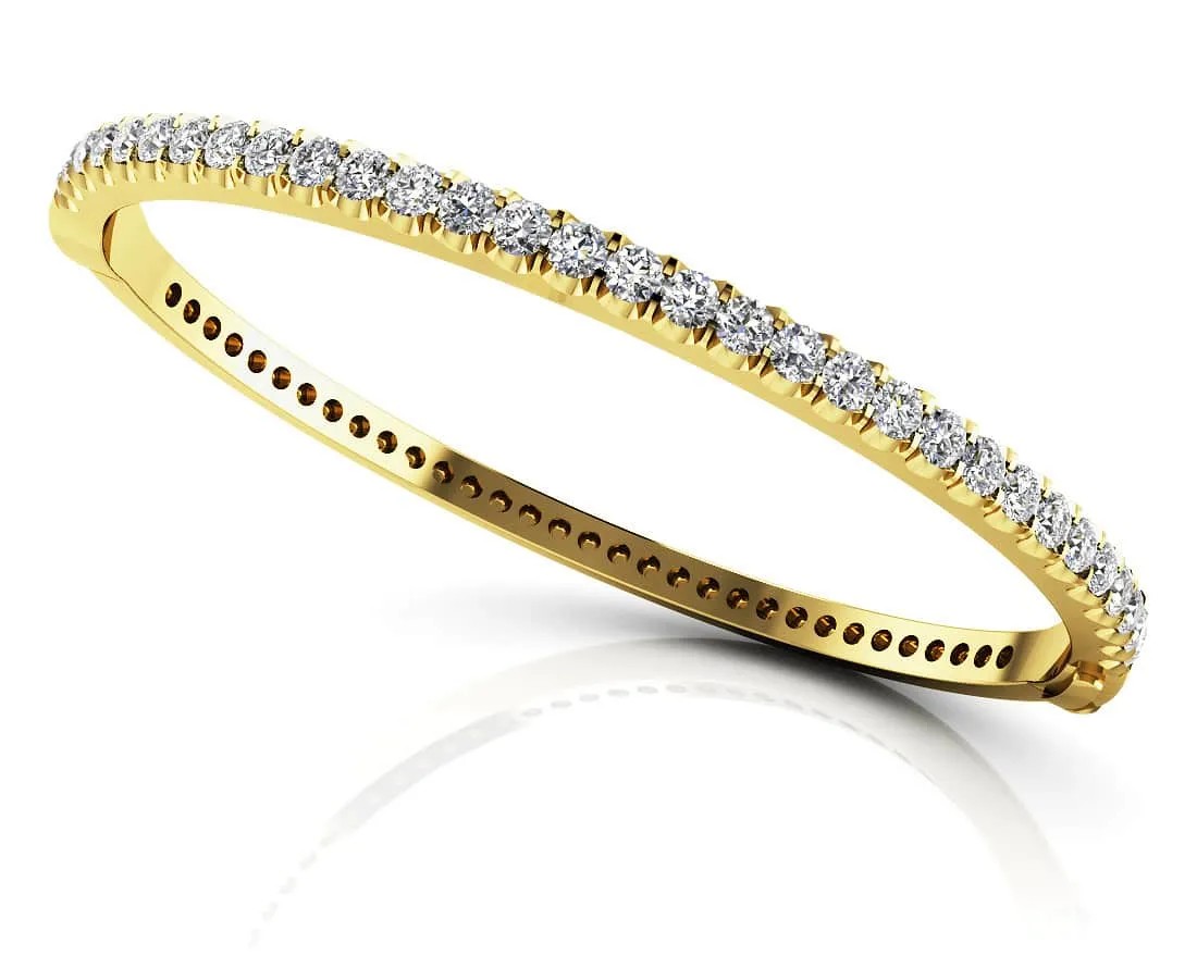 Shared Prong Oval Diamond Bangle with 2.99 ct.(finished) 3.1mm