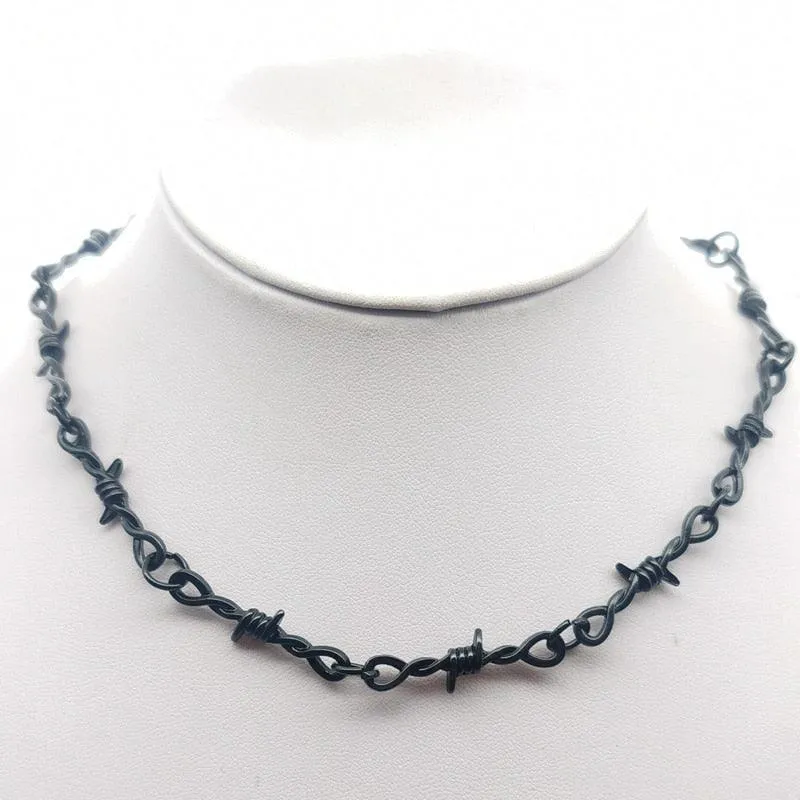 Small Wire Brambles Iron Black Choker