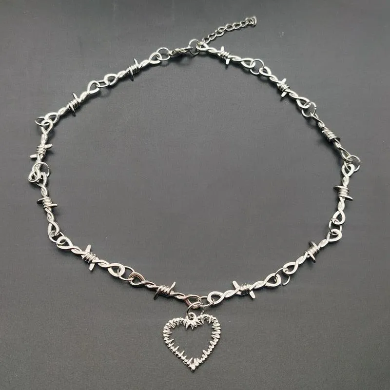 Small Wire Brambles Iron Black Choker
