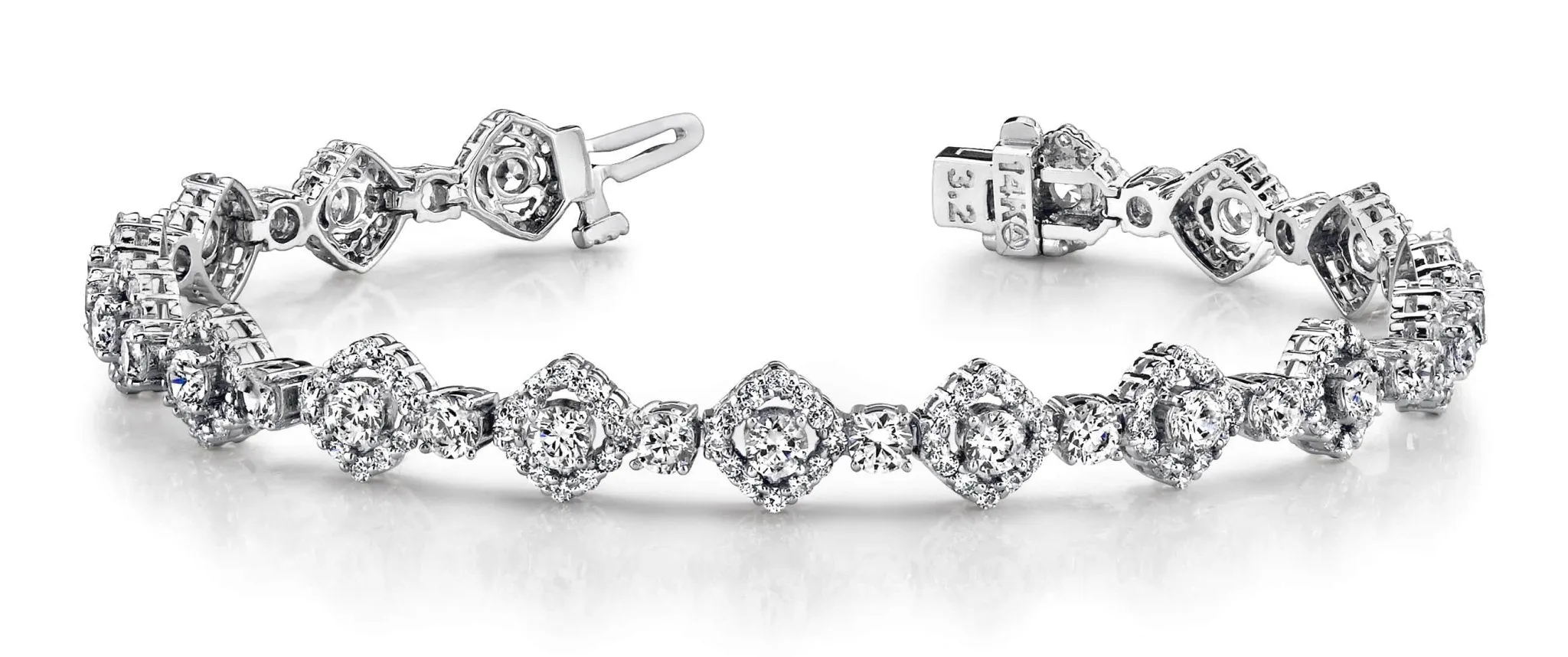 Square Link Diamond Bracelet with 5.29 ct.(finished) 1.2mm, 2.7mm