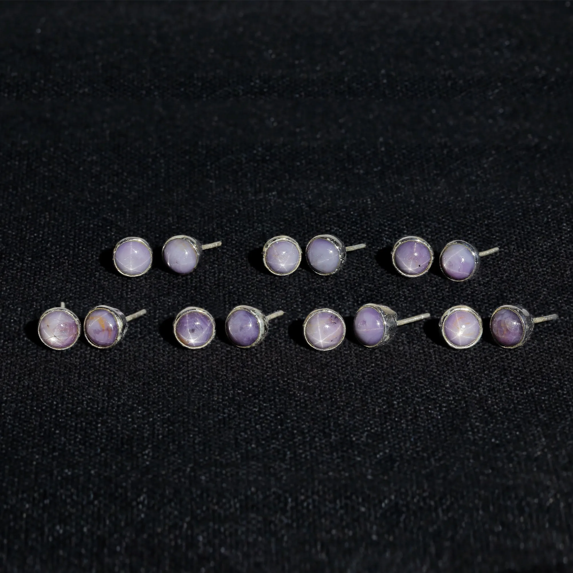 STAR SAPPHIRE STUDS 5.21 CT